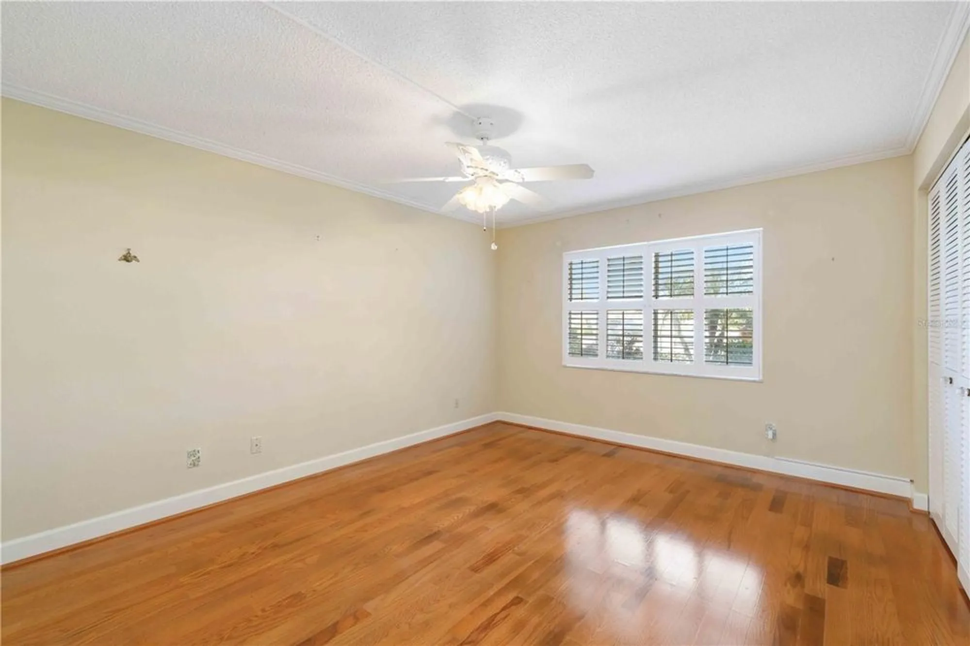 Property Slideshow image 9 of 23 | 6999 w country club dr 125, Sarasota, FL, 34243