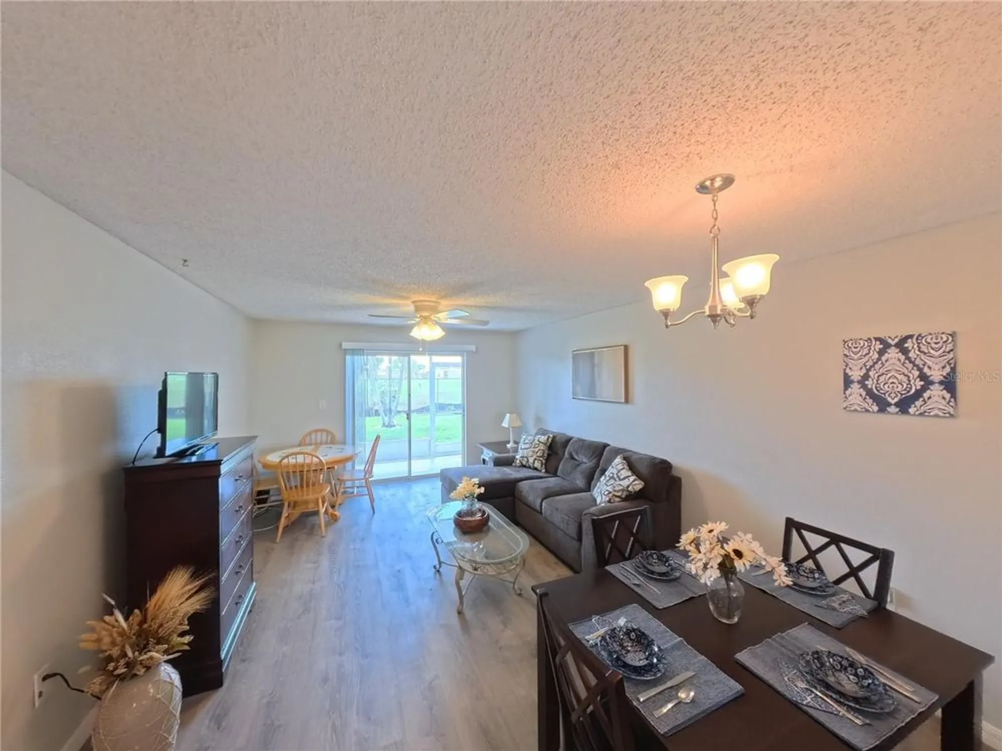 Property Slideshow image 7 of 29 | 302 47th avenue dr 117, Bradenton, FL, 34207