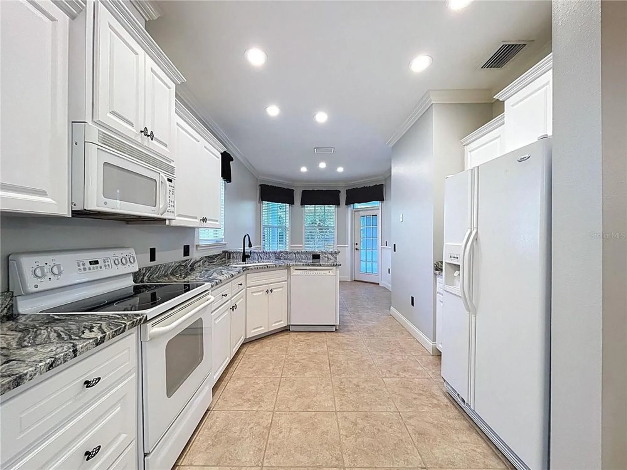 Property Slideshow image 42 of 94 | 8107 lake james blvd, Lakeland, FL, 33810