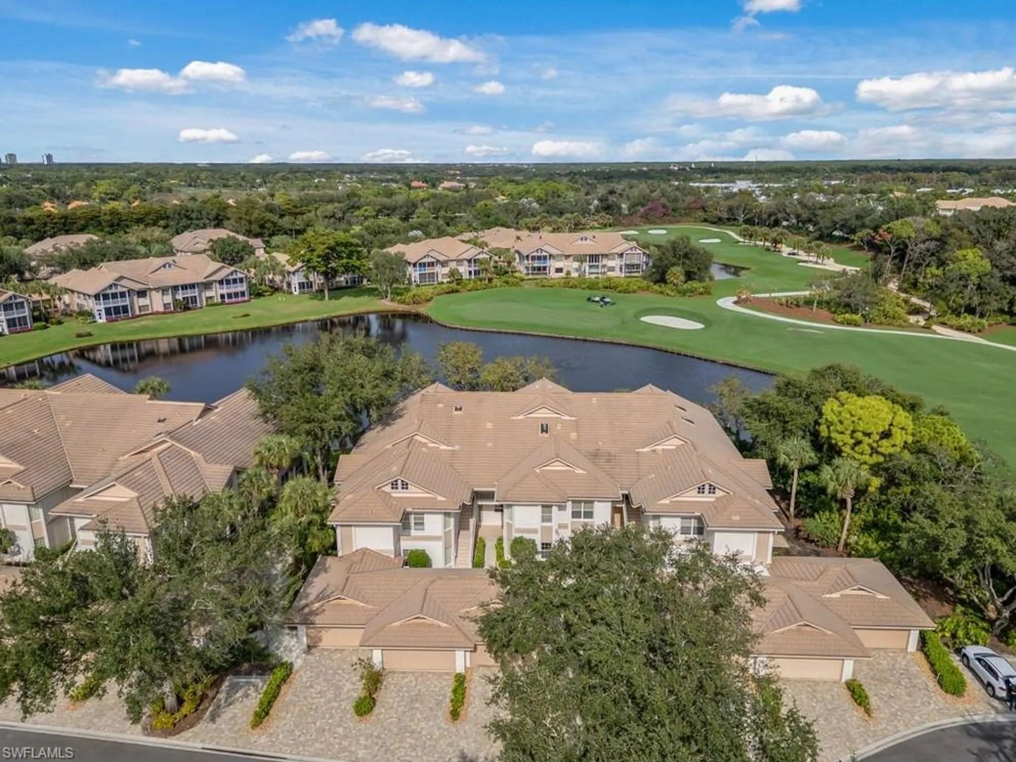 Property Slideshow image 18 of 31 | 3310 glen cairn ct 102, Bonita Springs, FL, 34134
