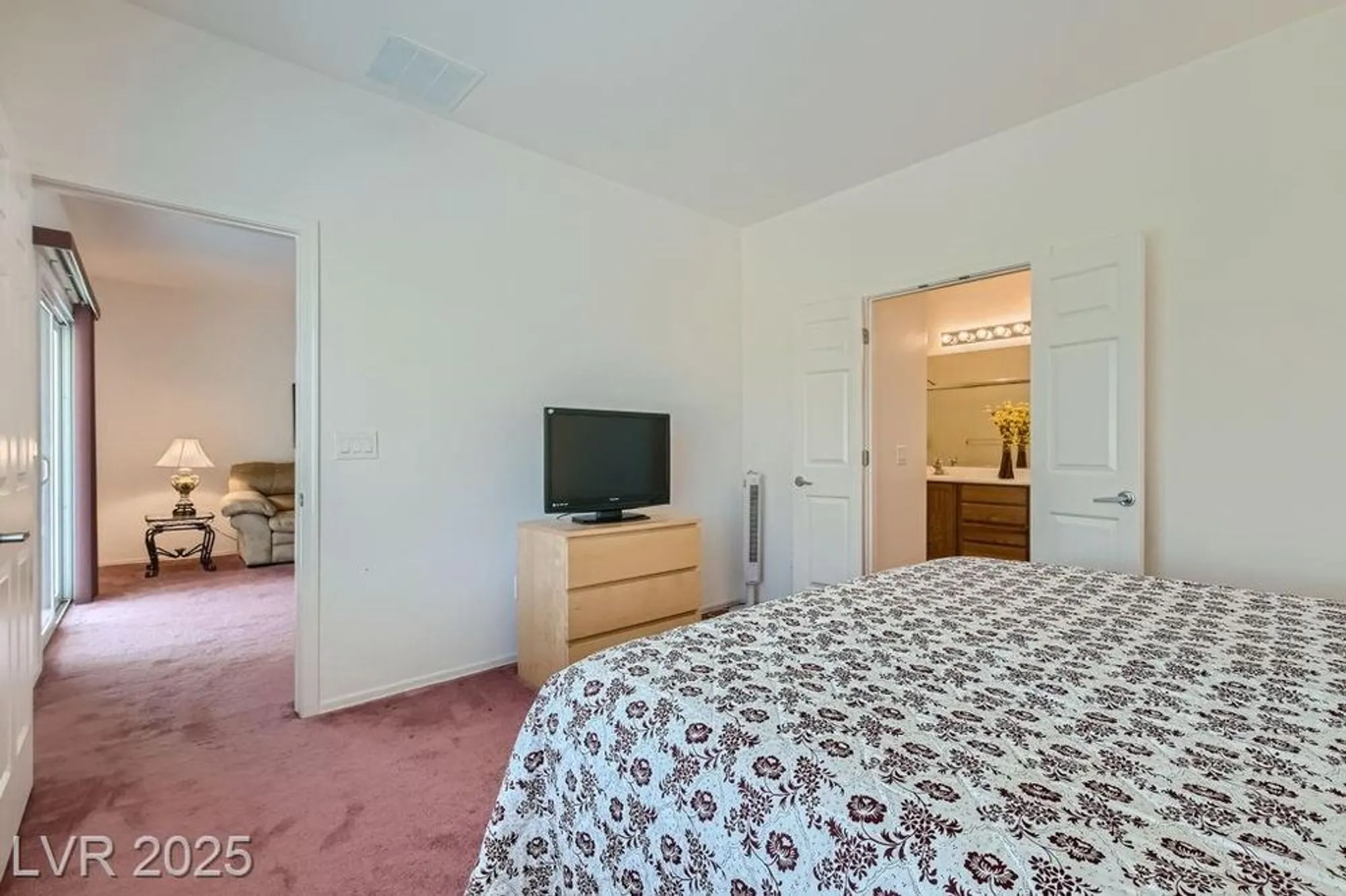 Property Slideshow image 16 of 28 | 2220 carrier dove way, North Las Vegas, NV, 89084