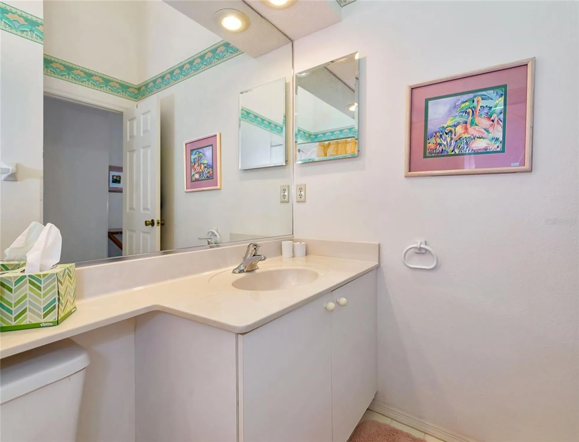 Property Slideshow image 18 of 62 | 1316 perico point cir, Bradenton, FL, 34209