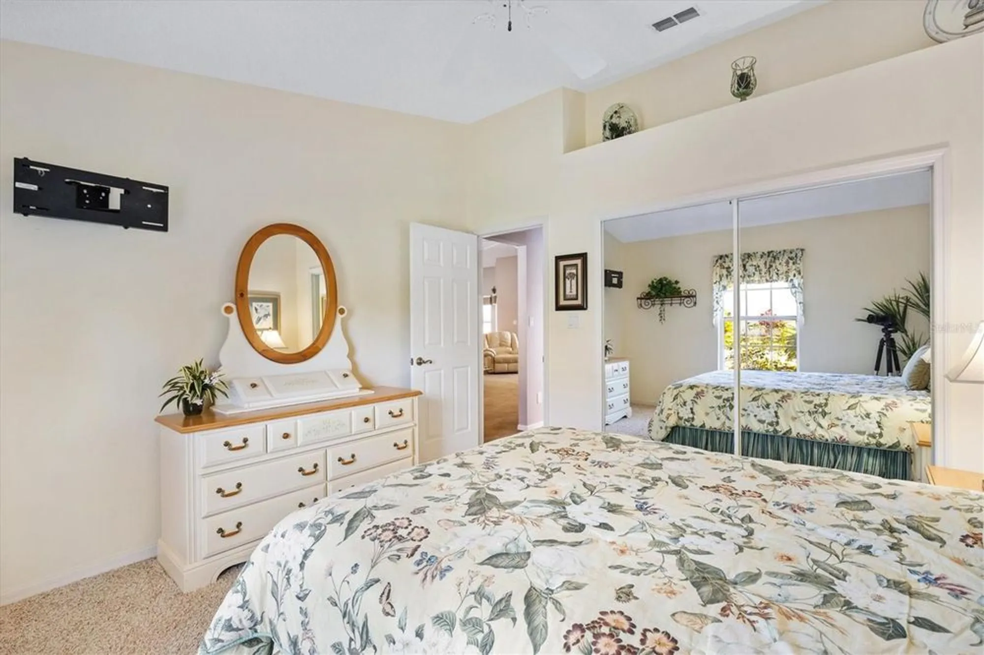 Property Slideshow image 22 of 41 | 3909 river crest cir, Leesburg, FL, 34748