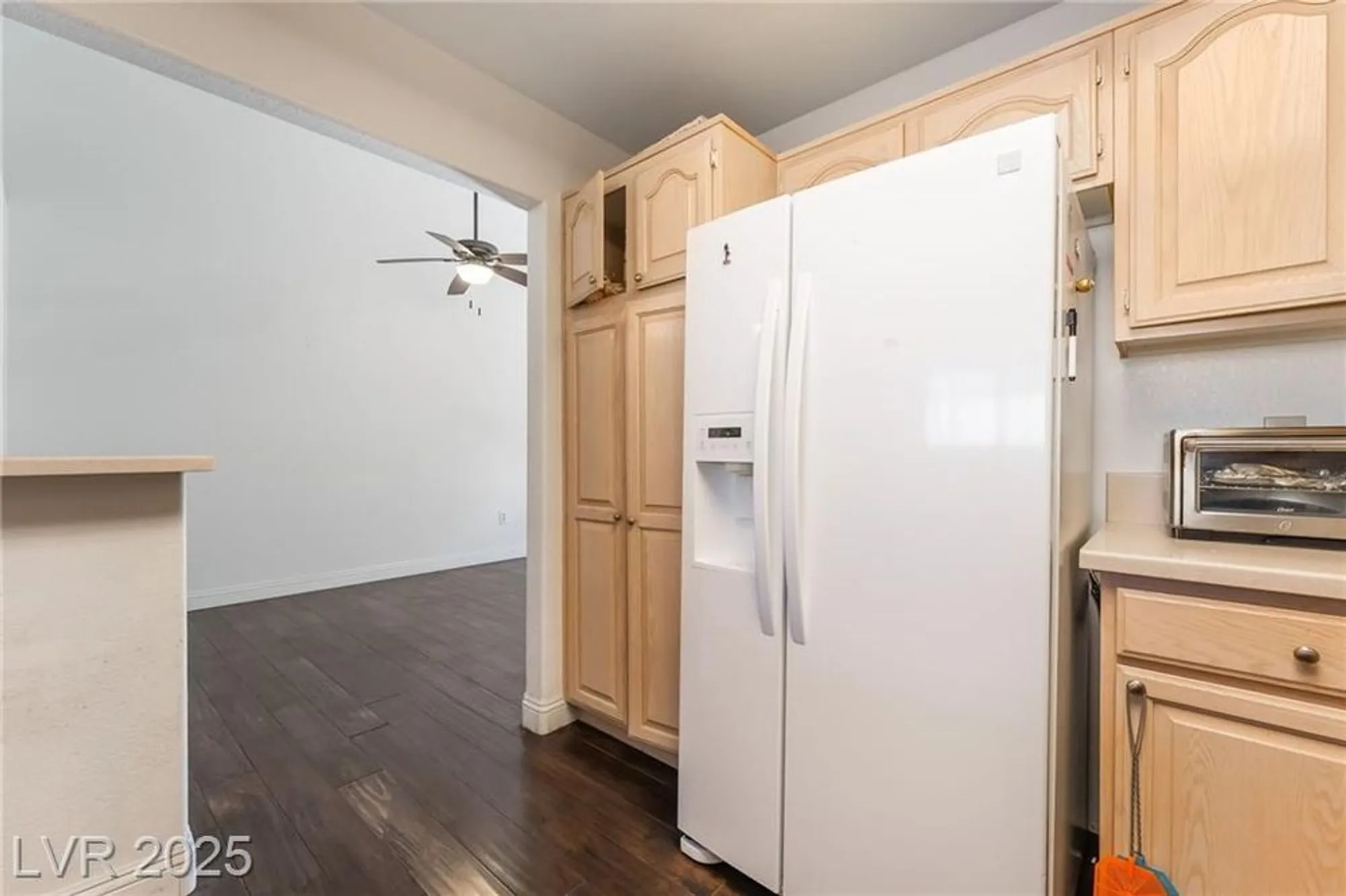 Property Slideshow image 15 of 44 | 2851 s valley view blvd 1120, Las Vegas, NV, 89102