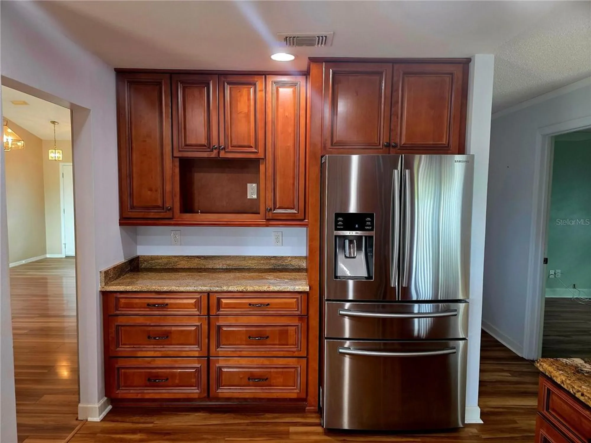 Property Slideshow image 6 of 34 | 1936 new bedford dr, Sun City Center, FL, 33573