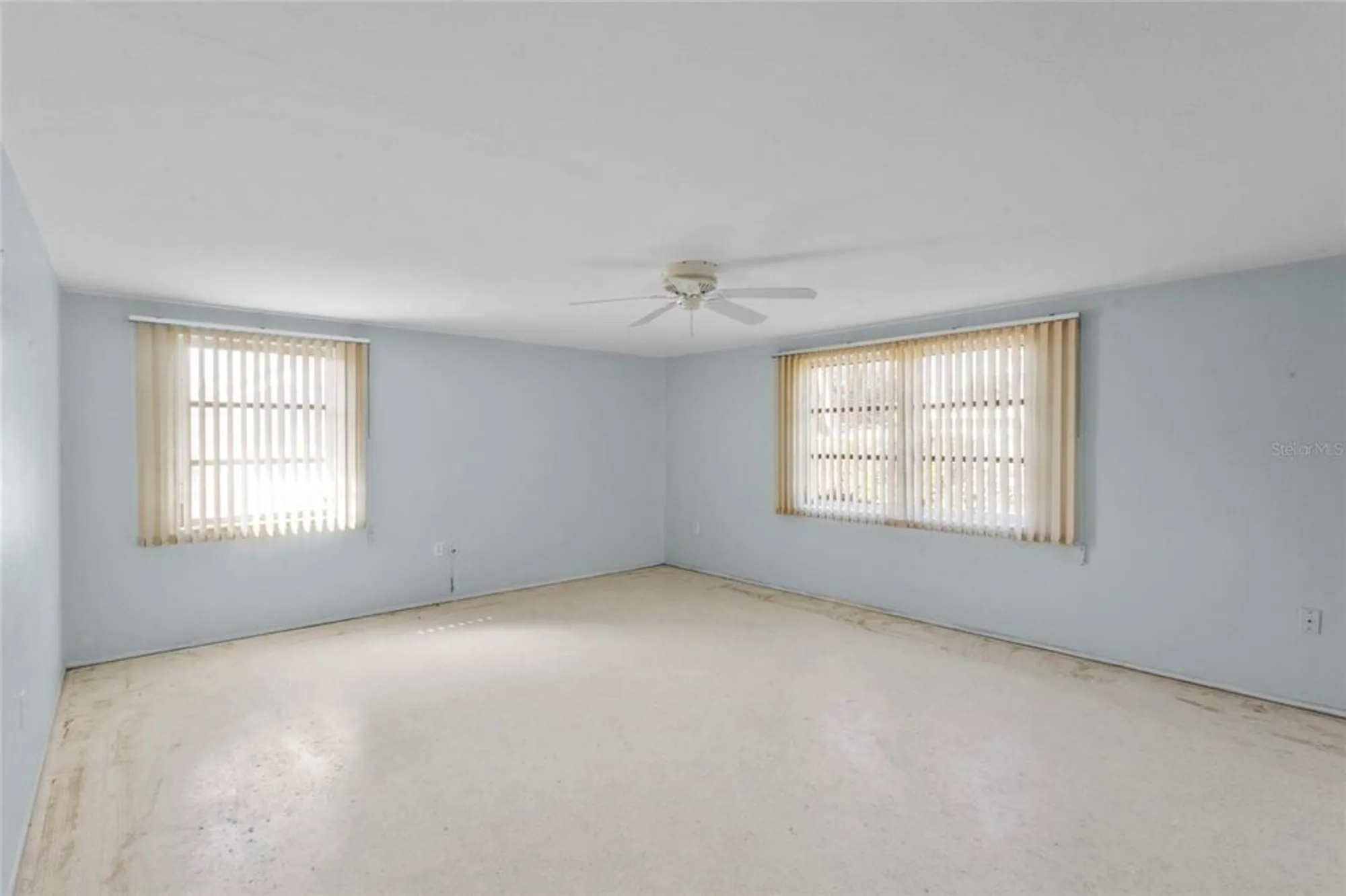 Property Slideshow image 6 of 23 | 1523 lakeside dr 15, Venice, FL, 34293