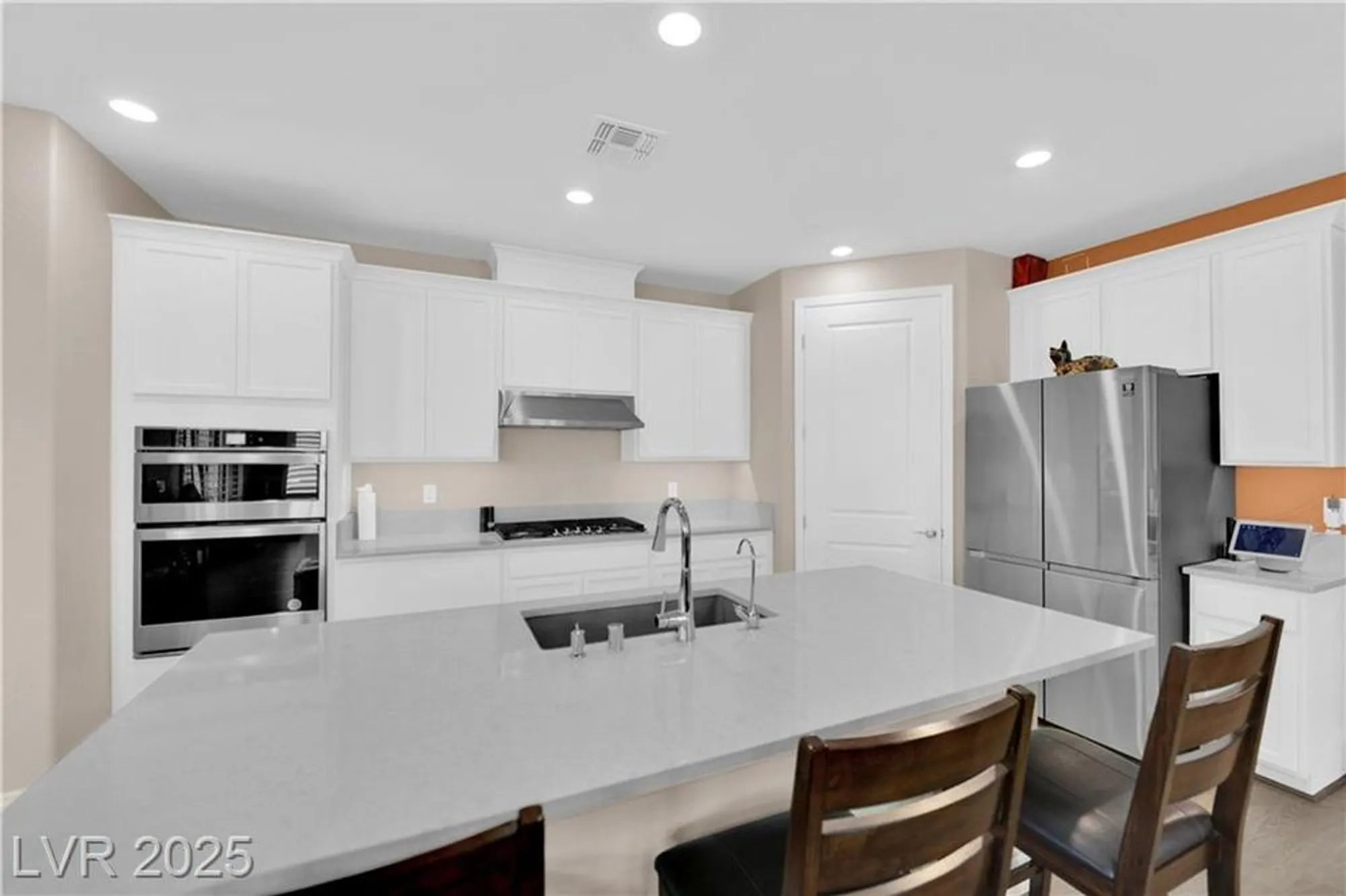 Property Slideshow image 9 of 57 | 11 arid crest ave, Henderson, NV, 89011