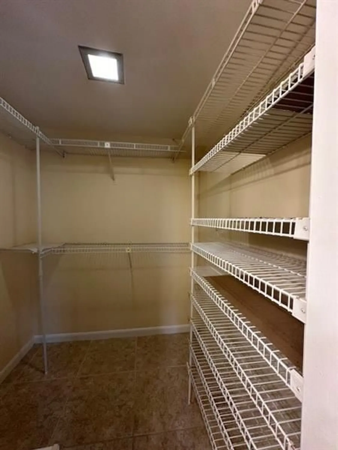 Property Slideshow image 15 of 22 | 8050 w mcnab rd 210, Tamarac, FL, 33321