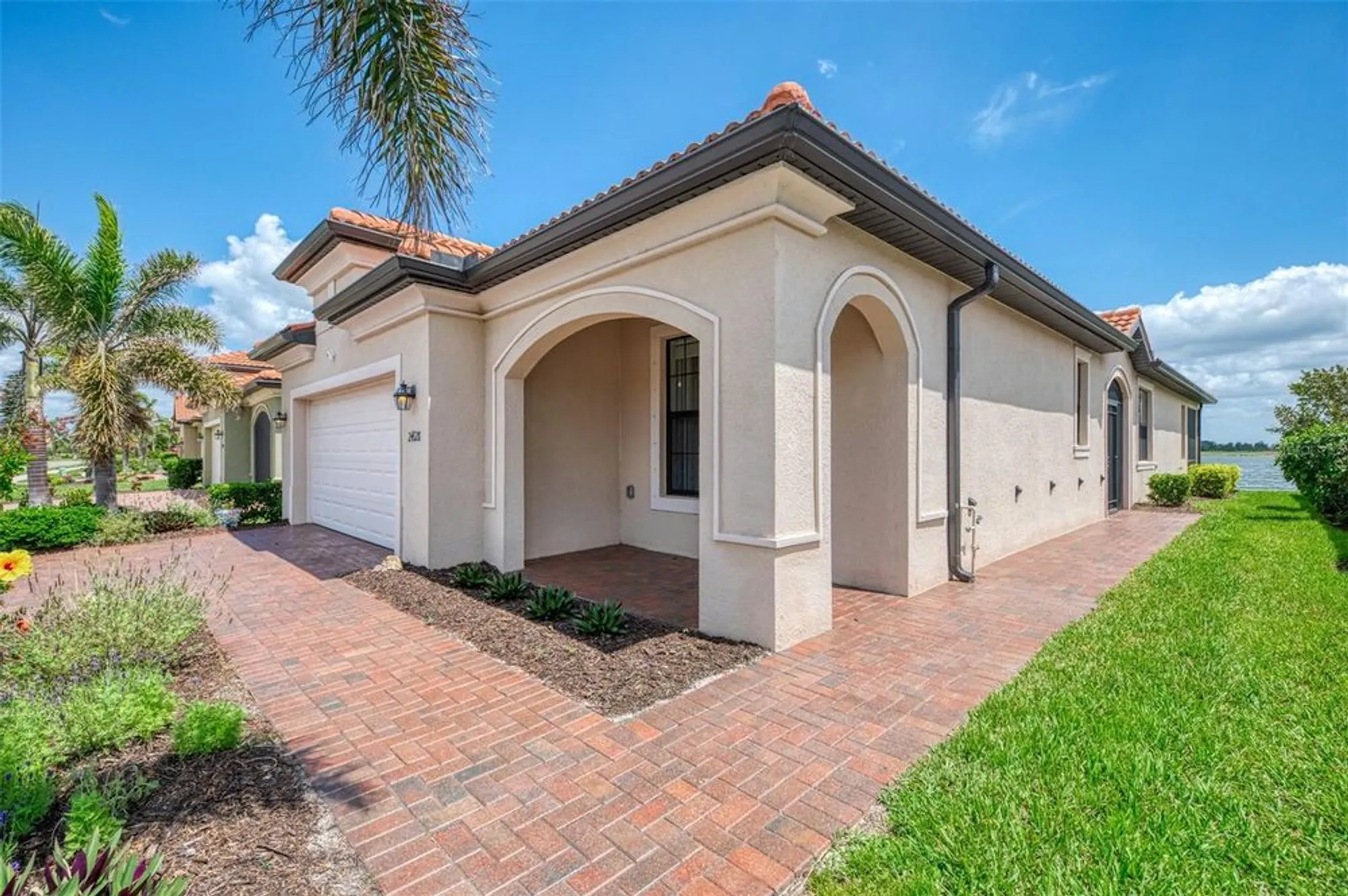 Property Slideshow image 9 of 95 | 24128 spartina dr, Venice, FL, 34293