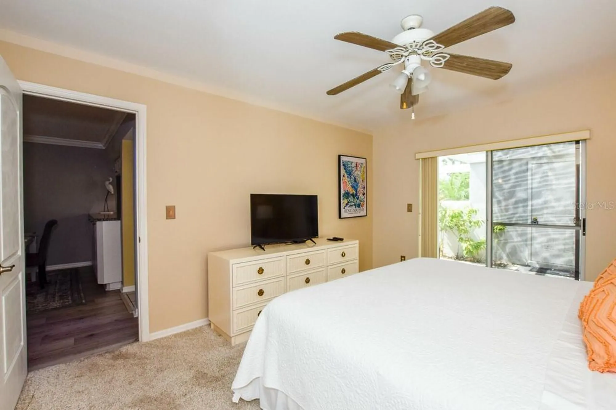 Property Slideshow image 18 of 63 | 208 cerromar way 26, Venice, FL, 34293