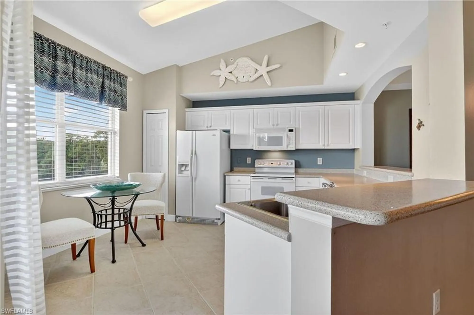 Property Slideshow image 13 of 47 | 10700 ravenna way 402, Fort Myers, FL, 33913
