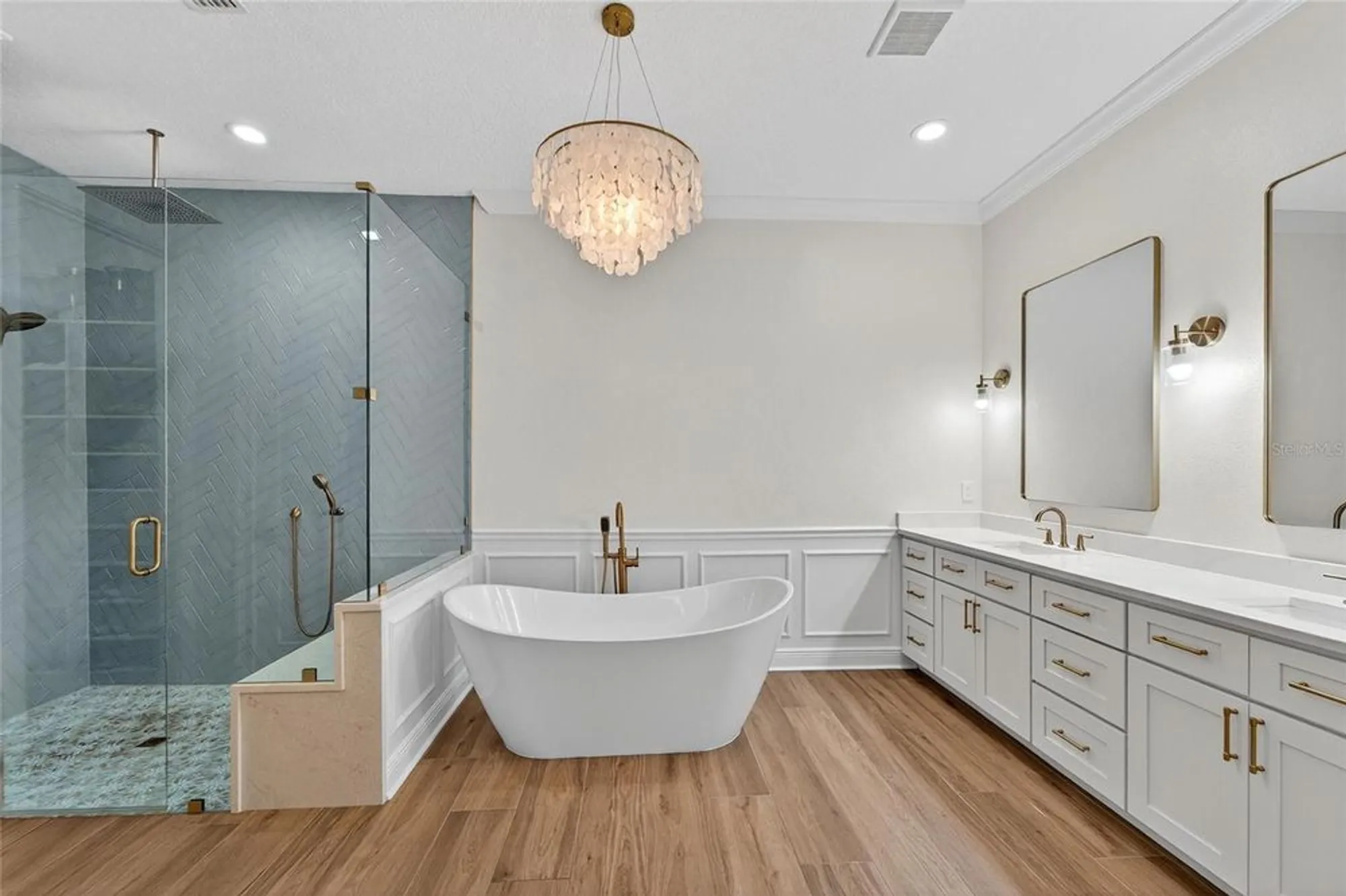 Property Slideshow image 50 of 100 | 5245 brighton shore dr, Apollo Beach, FL, 33572