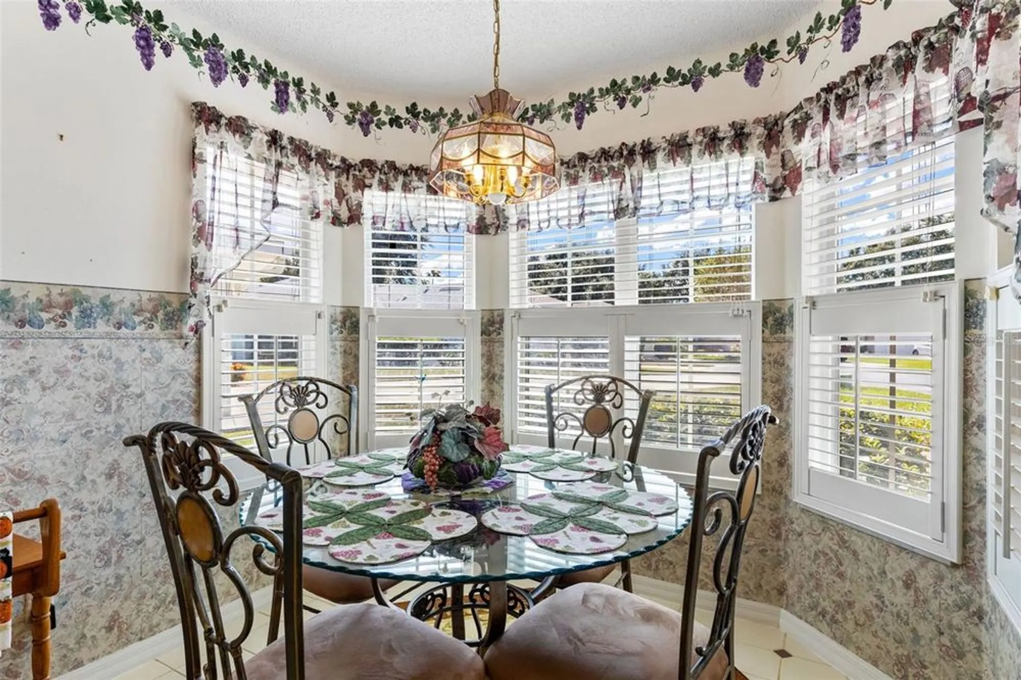 Property Slideshow image 5 of 68 | 5619 prince andrew ct, Leesburg, FL, 34748