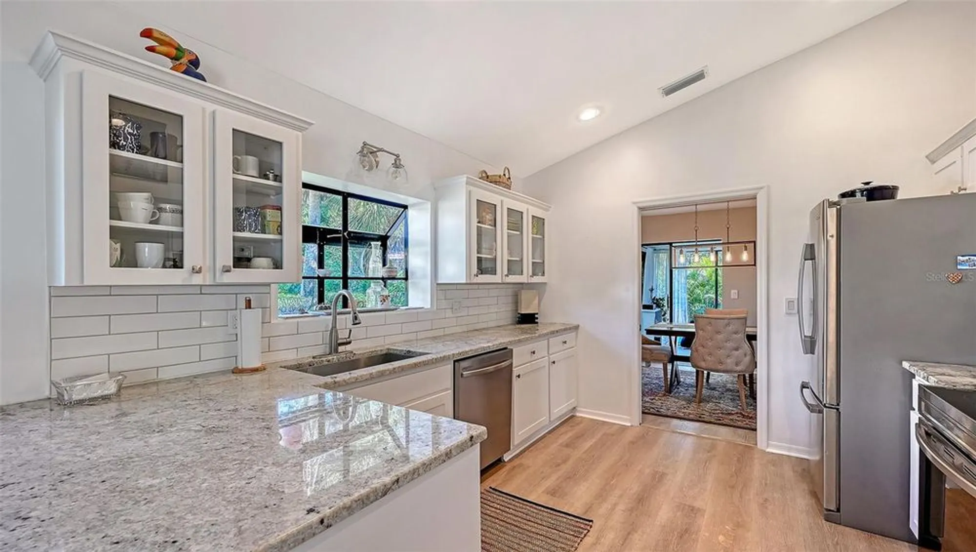 Property Slideshow image 20 of 49 | 7360 oak moss dr # 4, Sarasota, FL, 34241