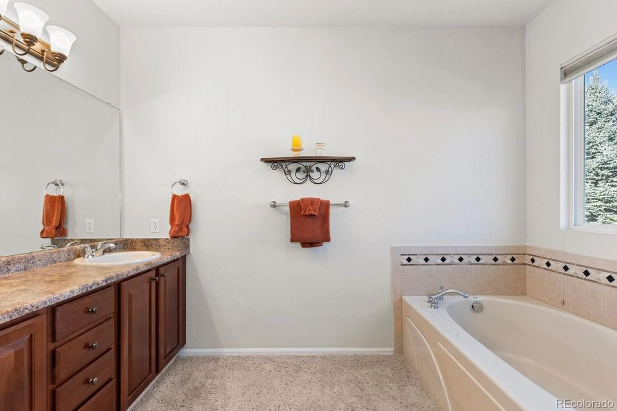 Property Slideshow image 26 of 47 | 8322 s quatar cir, Aurora, CO, 80016