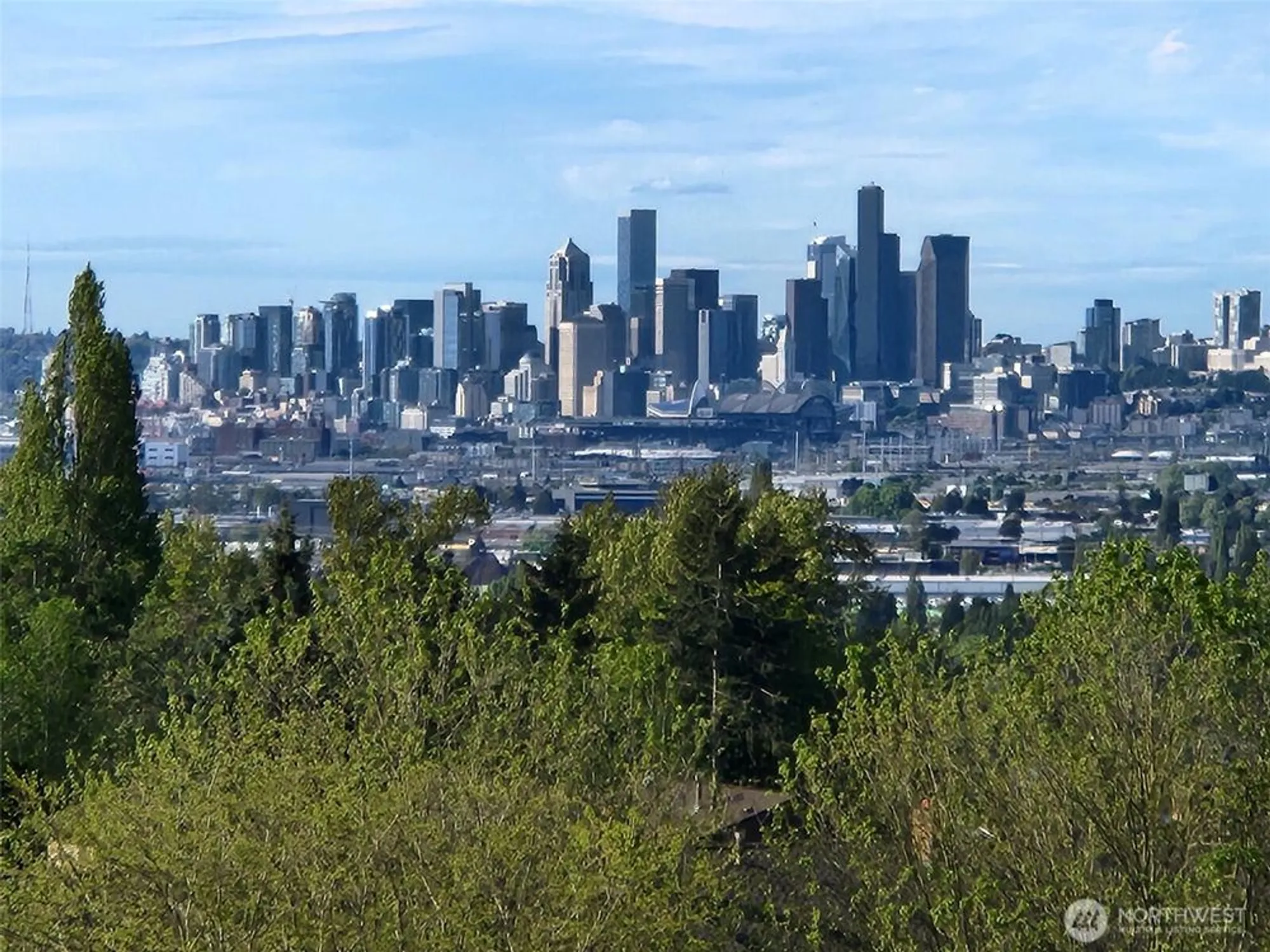Property Slideshow image 7 of 39 | 10911 glen acres dr d, Seattle, WA, 98168