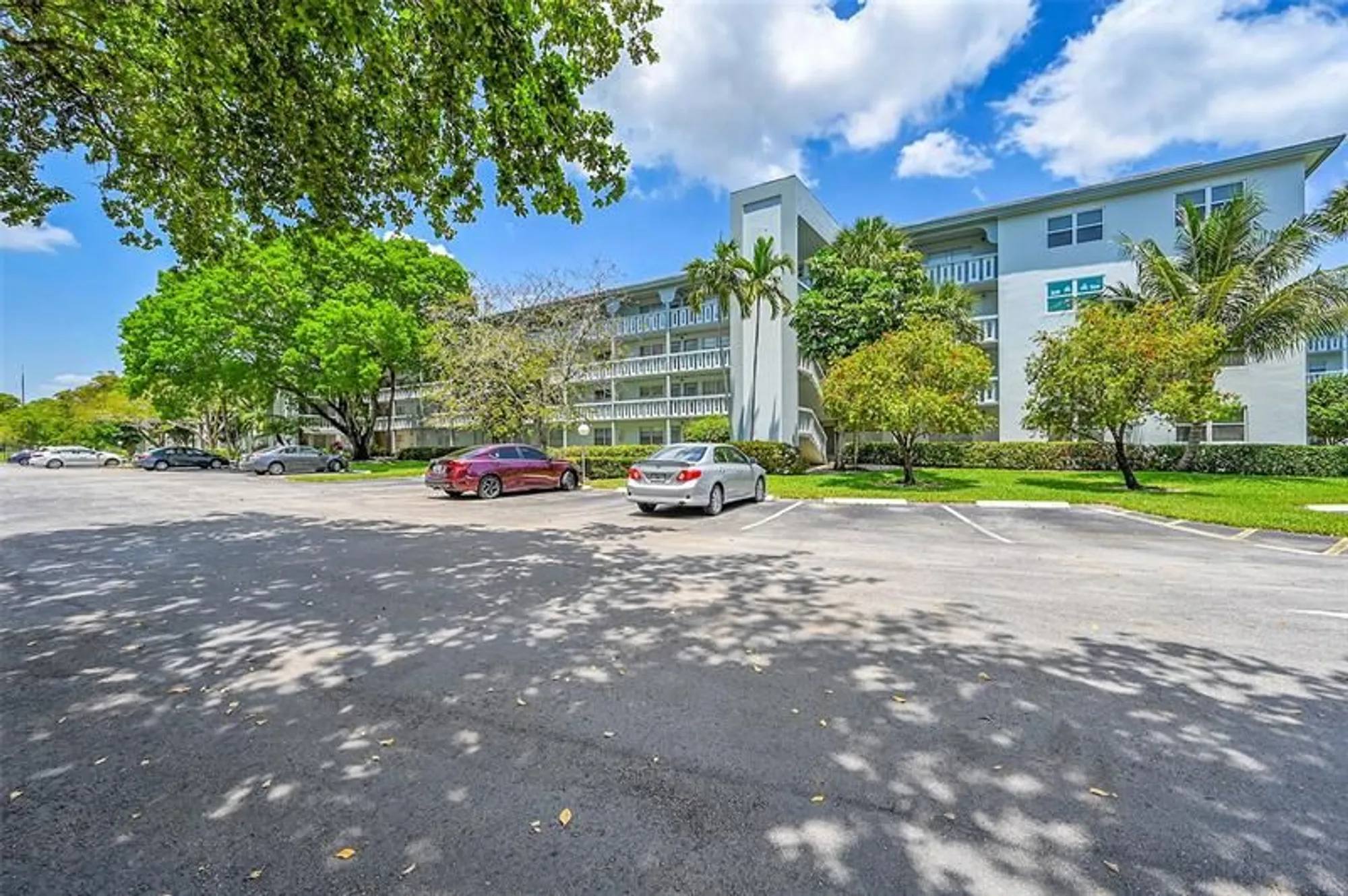Property Slideshow image 43 of 43 | 2804 victoria way c3, Coconut Creek, FL, 33066