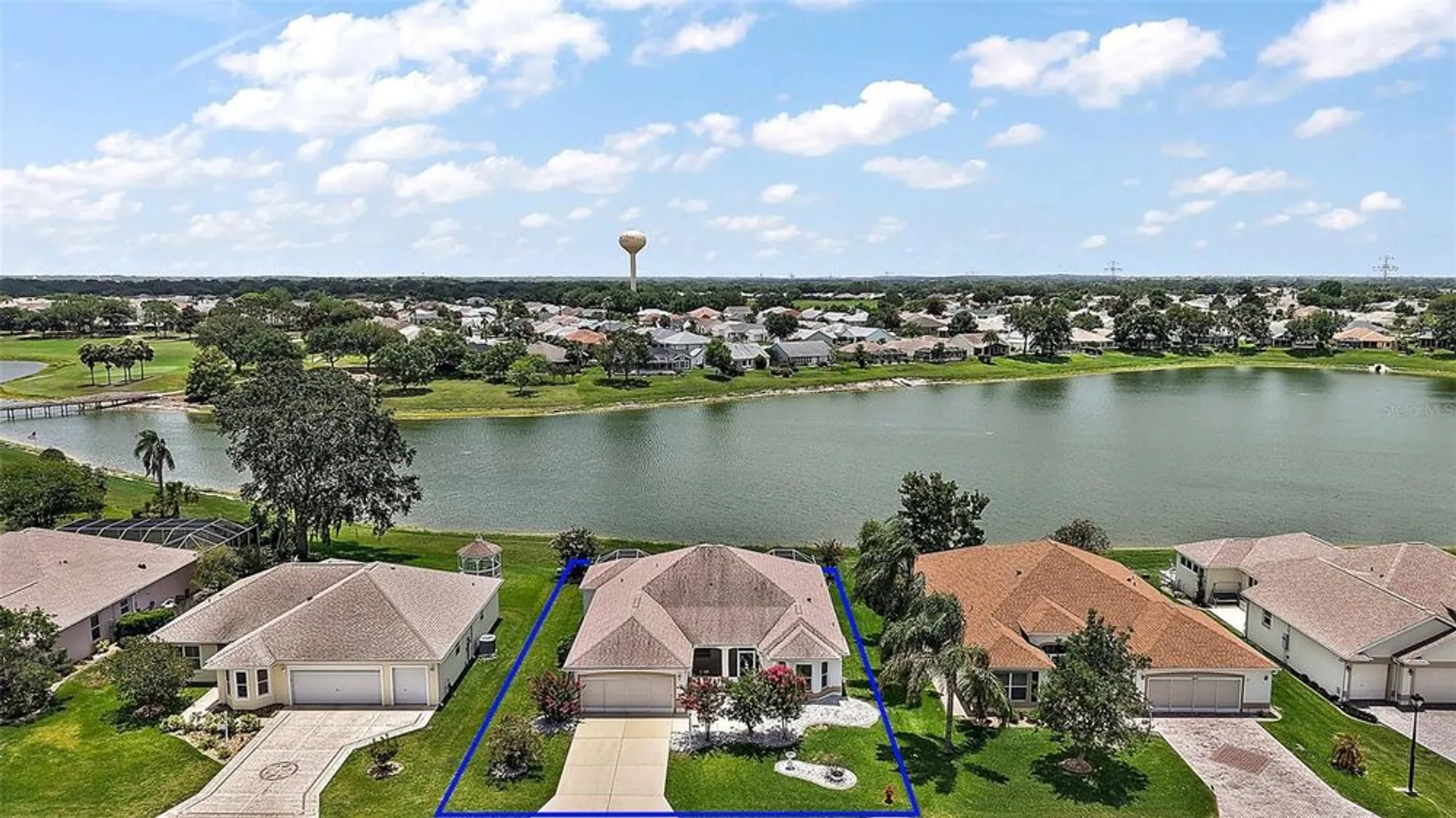 Property Slideshow image 8 of 21 | 2002 enrique dr, The Villages, FL, 32159