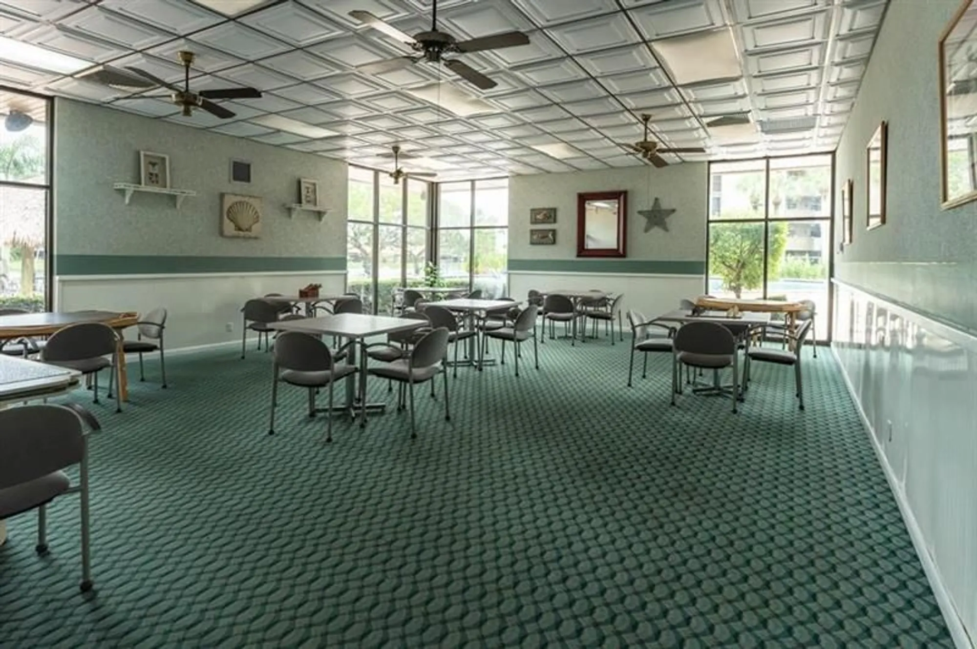 Property Slideshow image 58 of 60 | 900 colony point cir 407, Pembroke Pines, FL, 33026