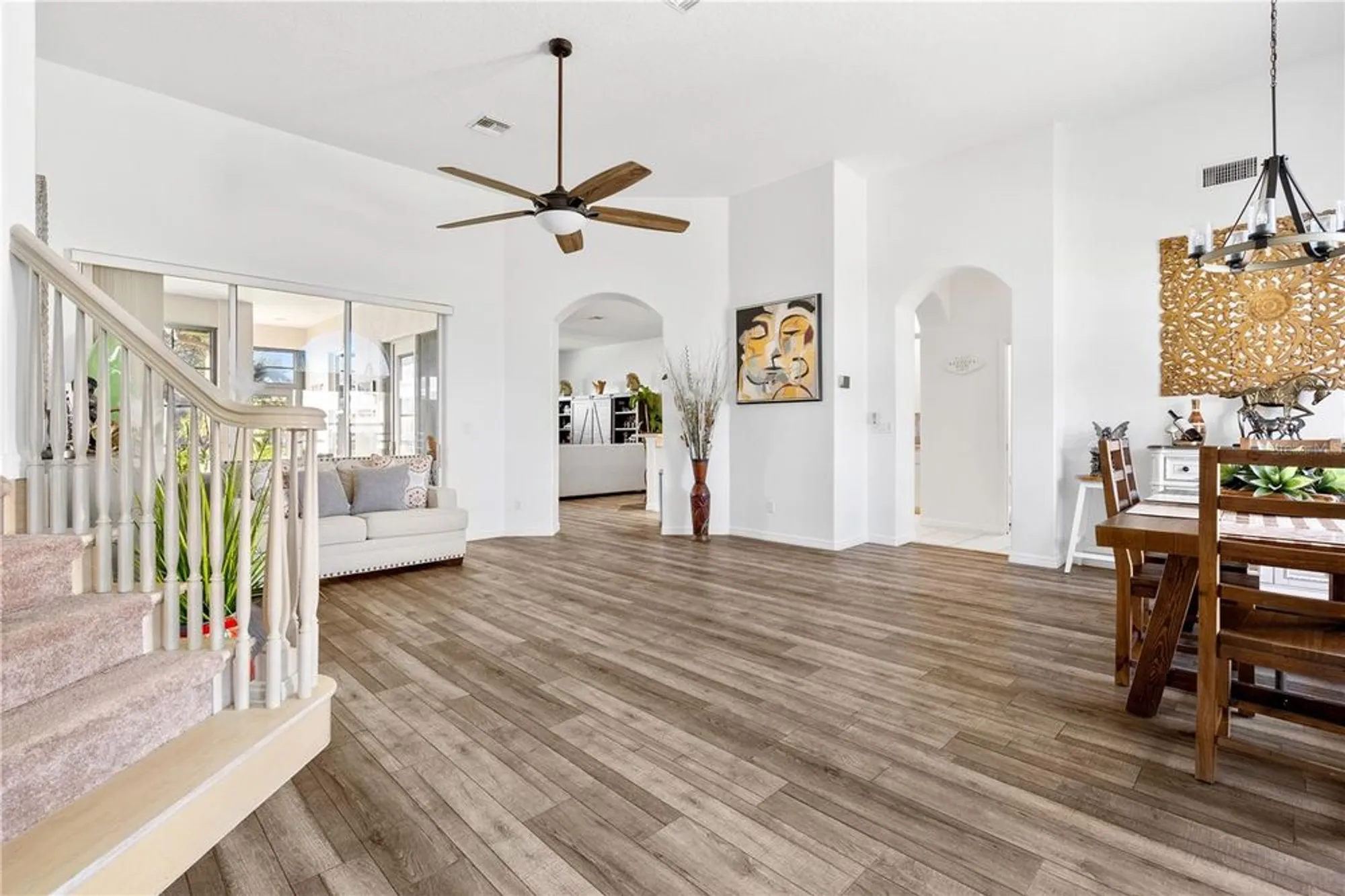 Property Slideshow image 10 of 38 | 5740 bounty cir, Tavares, FL, 32778