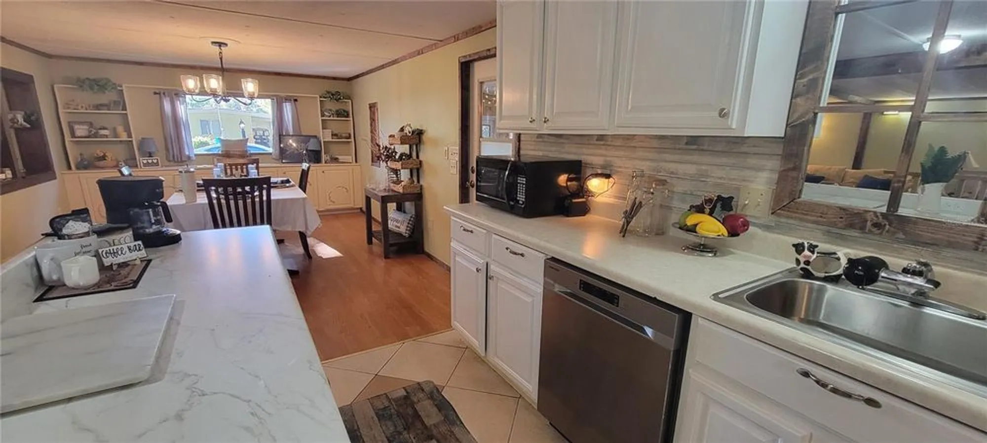 Property Slideshow image 19 of 42 | 1007 aloha way, The Villages, FL, 32159