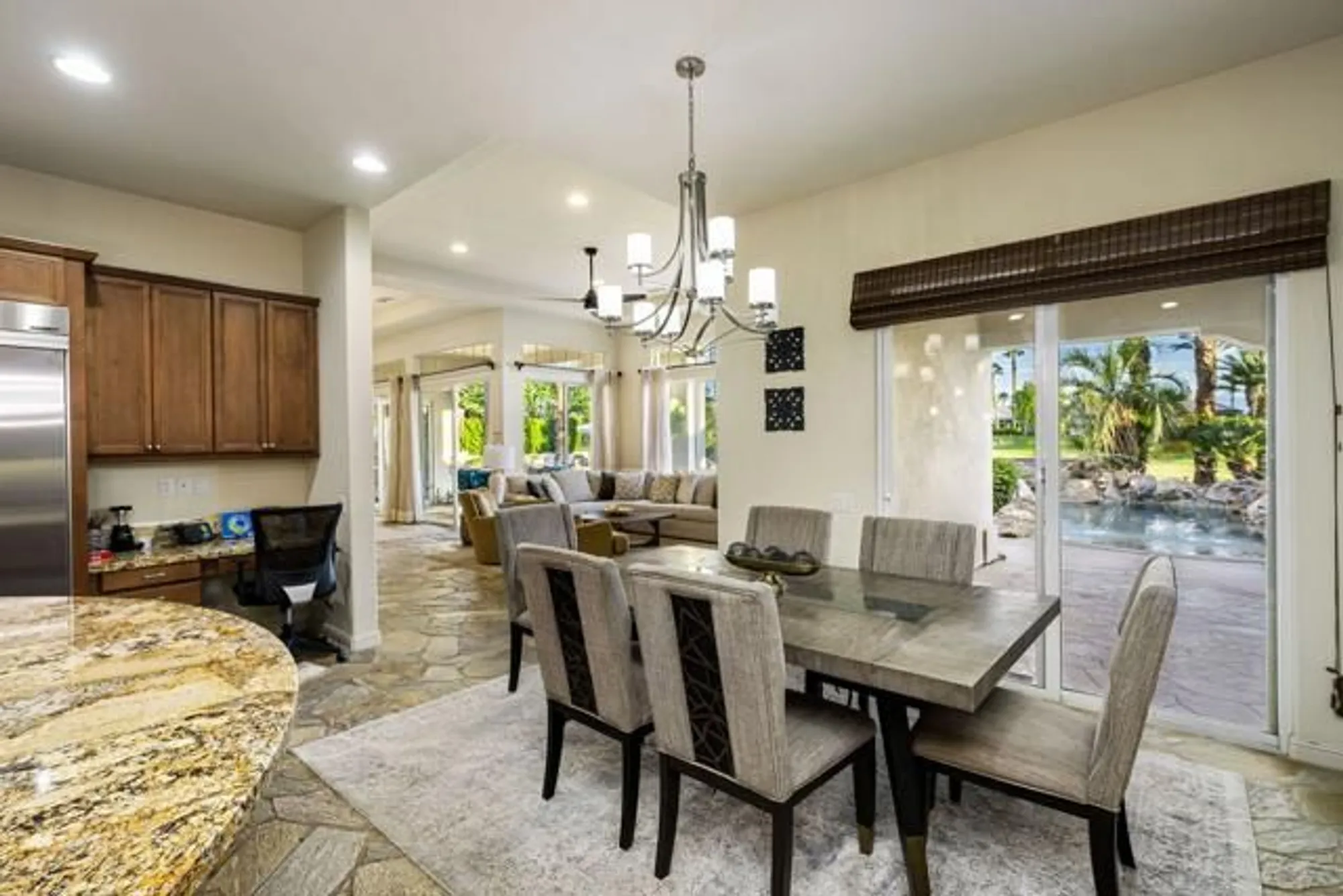 Property Slideshow image 14 of 36 | 81390 golf view dr, La Quinta, CA, 92253