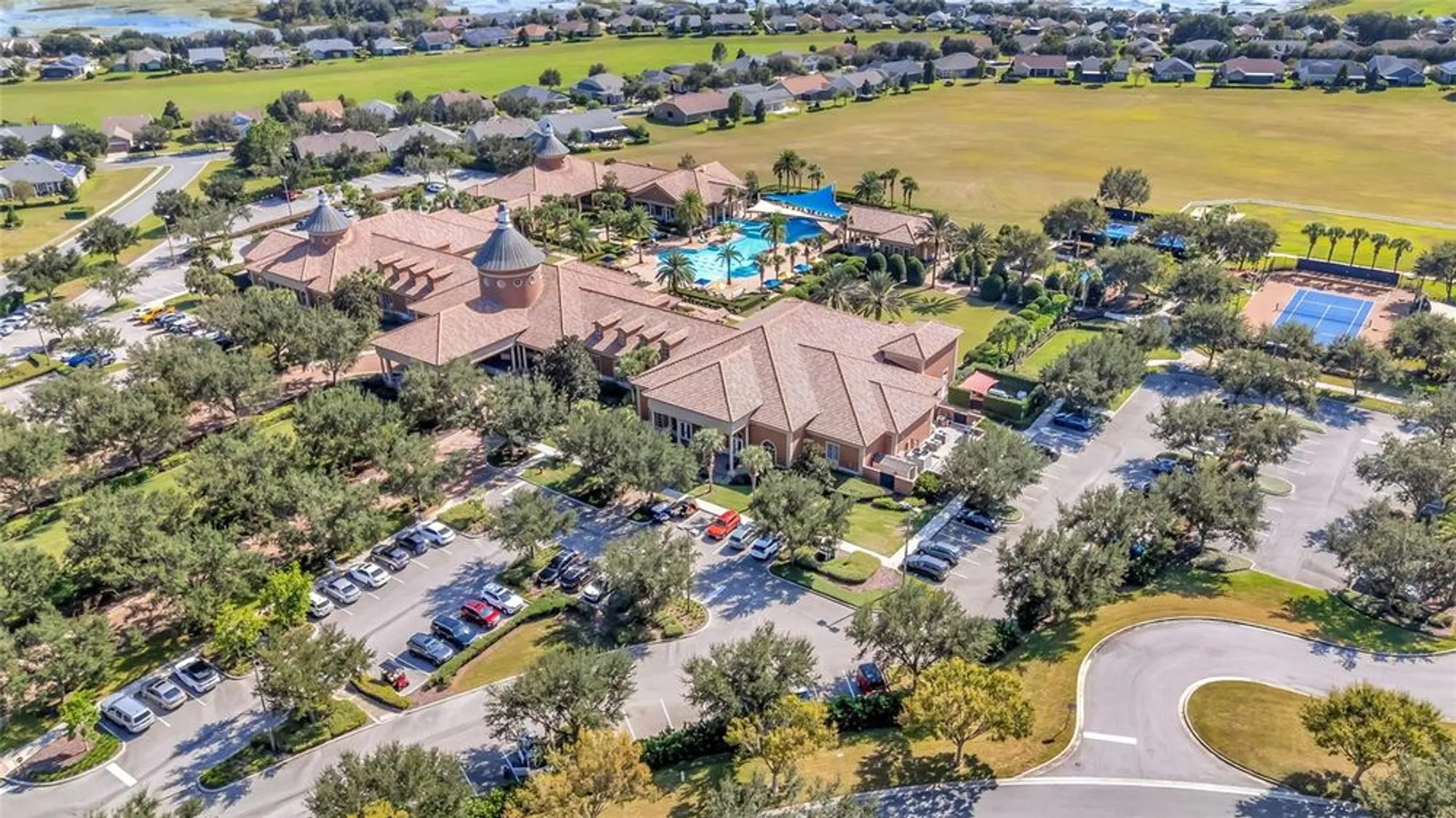 Property Slideshow image 43 of 51 | 109 falling acorn ave, Groveland, FL, 34736