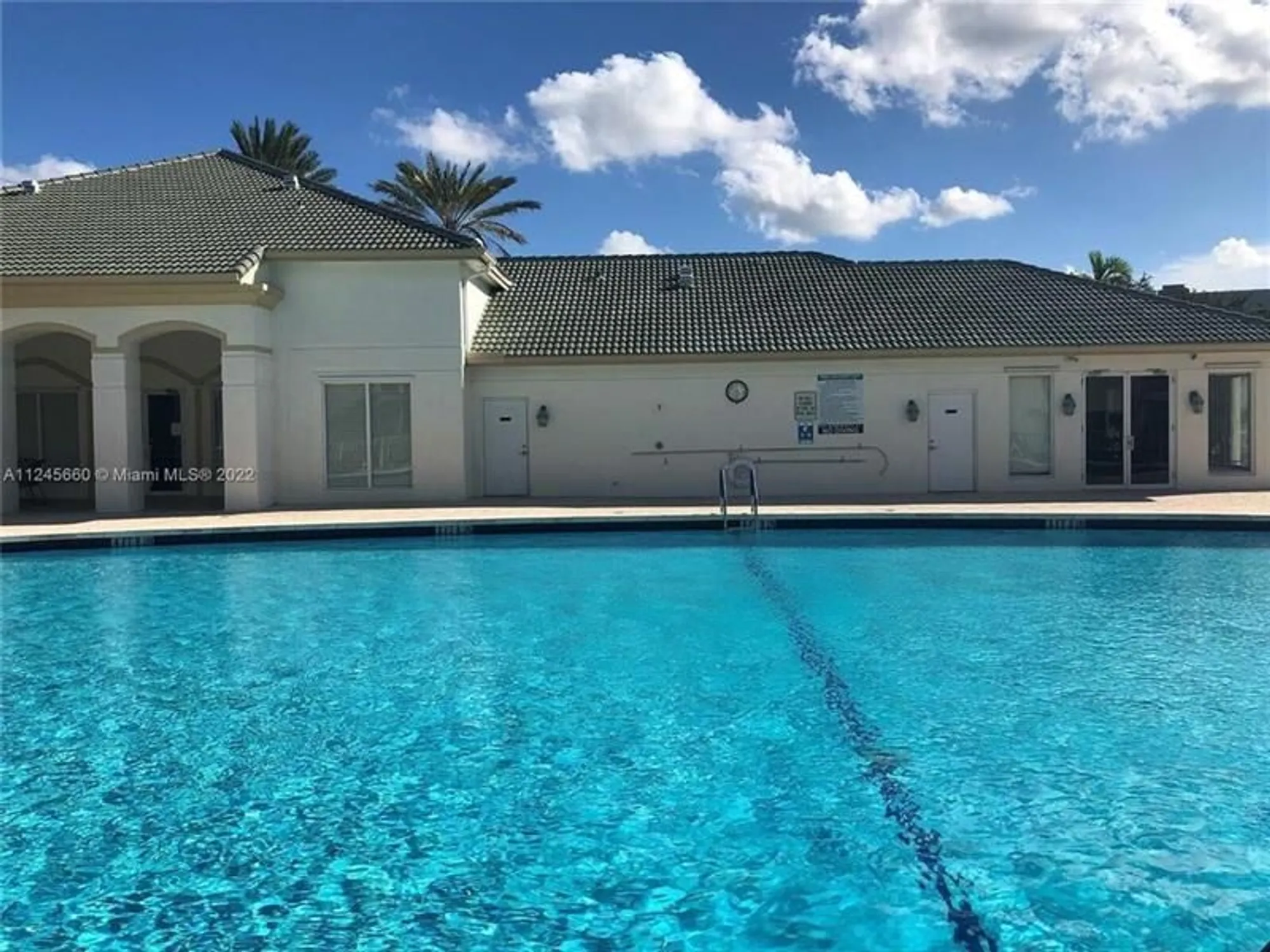 Property Slideshow image 18 of 18 | 7611 southampton ter apt 405a, Tamarac, FL, 33321