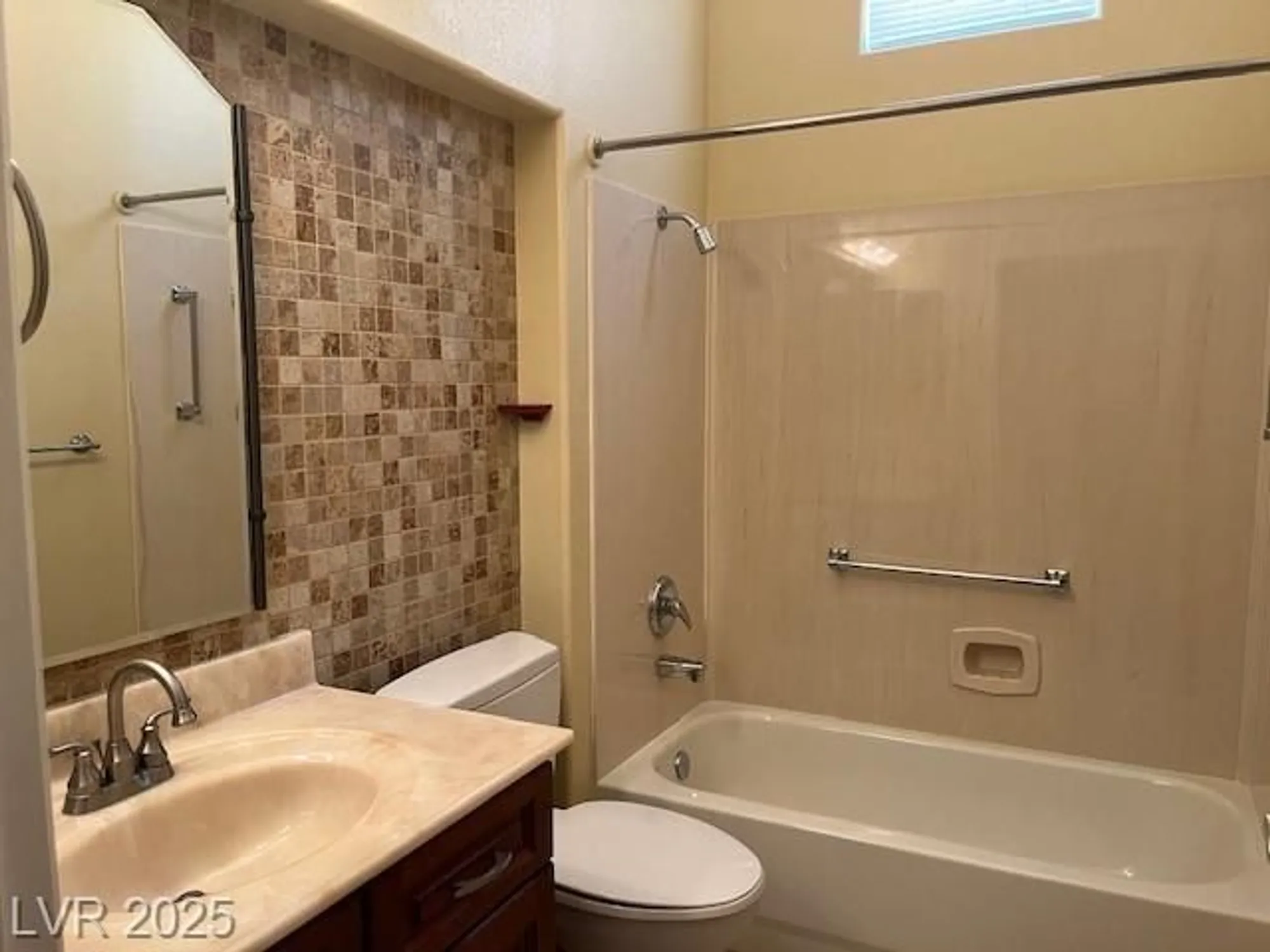 Property Slideshow image 10 of 31 | 10620 grand cypress ave, Las Vegas, NV, 89134