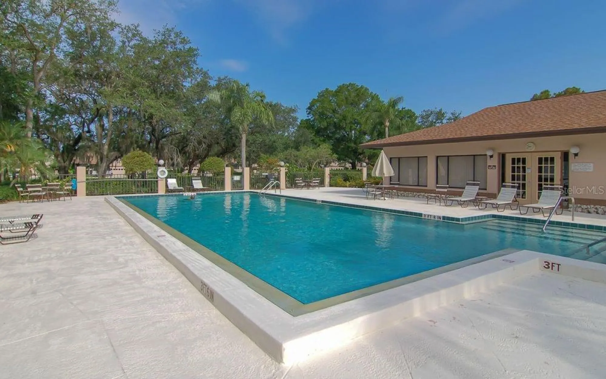 Property Slideshow image 19 of 30 | 5767 avista dr # 5767, Sarasota, FL, 34243