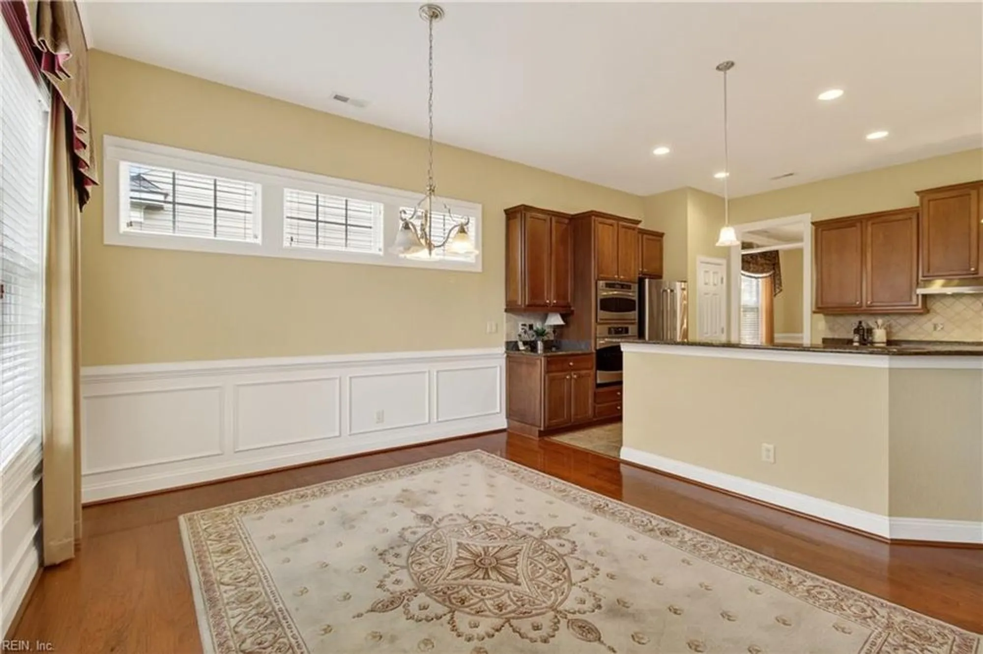 Property Slideshow image 19 of 35 | 1425 blairwood ln, Chesapeake, VA, 23320