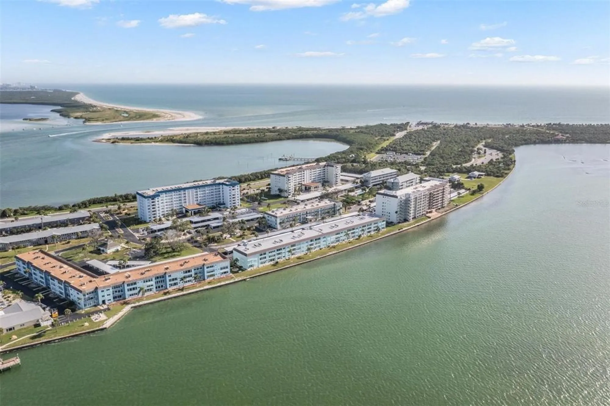 Property Slideshow image 5 of 68 | 7 dunoon pl 304, Dunedin, FL, 34698