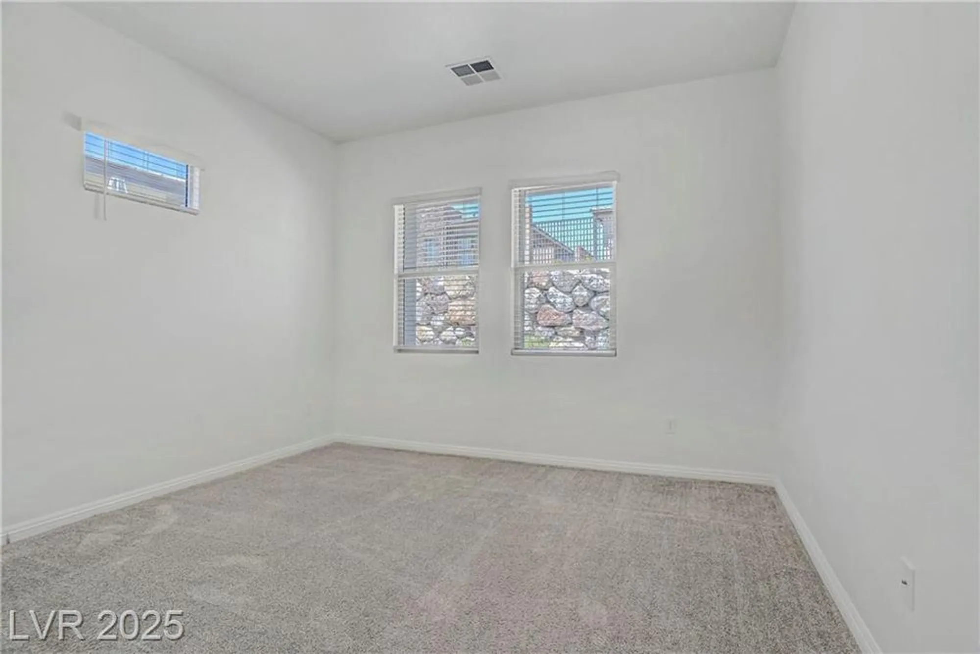 Property Slideshow image 21 of 35 | 933 mayfield manor ln, Las Vegas, NV, 89138