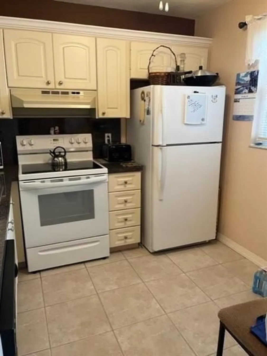 Property Slideshow image 9 of 15 | 314 se 10th st 305, Dania Beach, FL, 33004