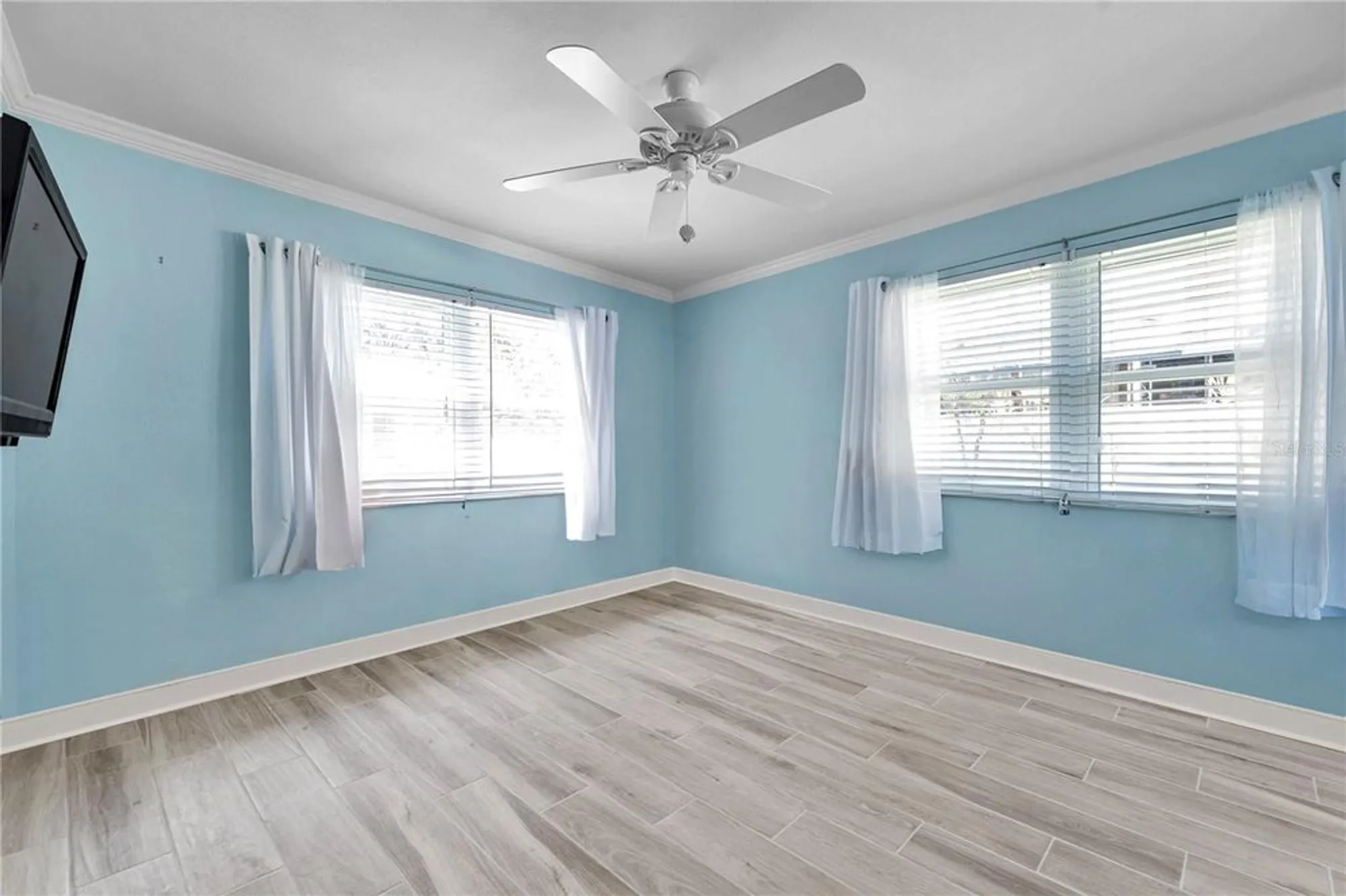 Property Slideshow image 18 of 86 | 3957 tarpon pointe cir, Palm Harbor, FL, 34684