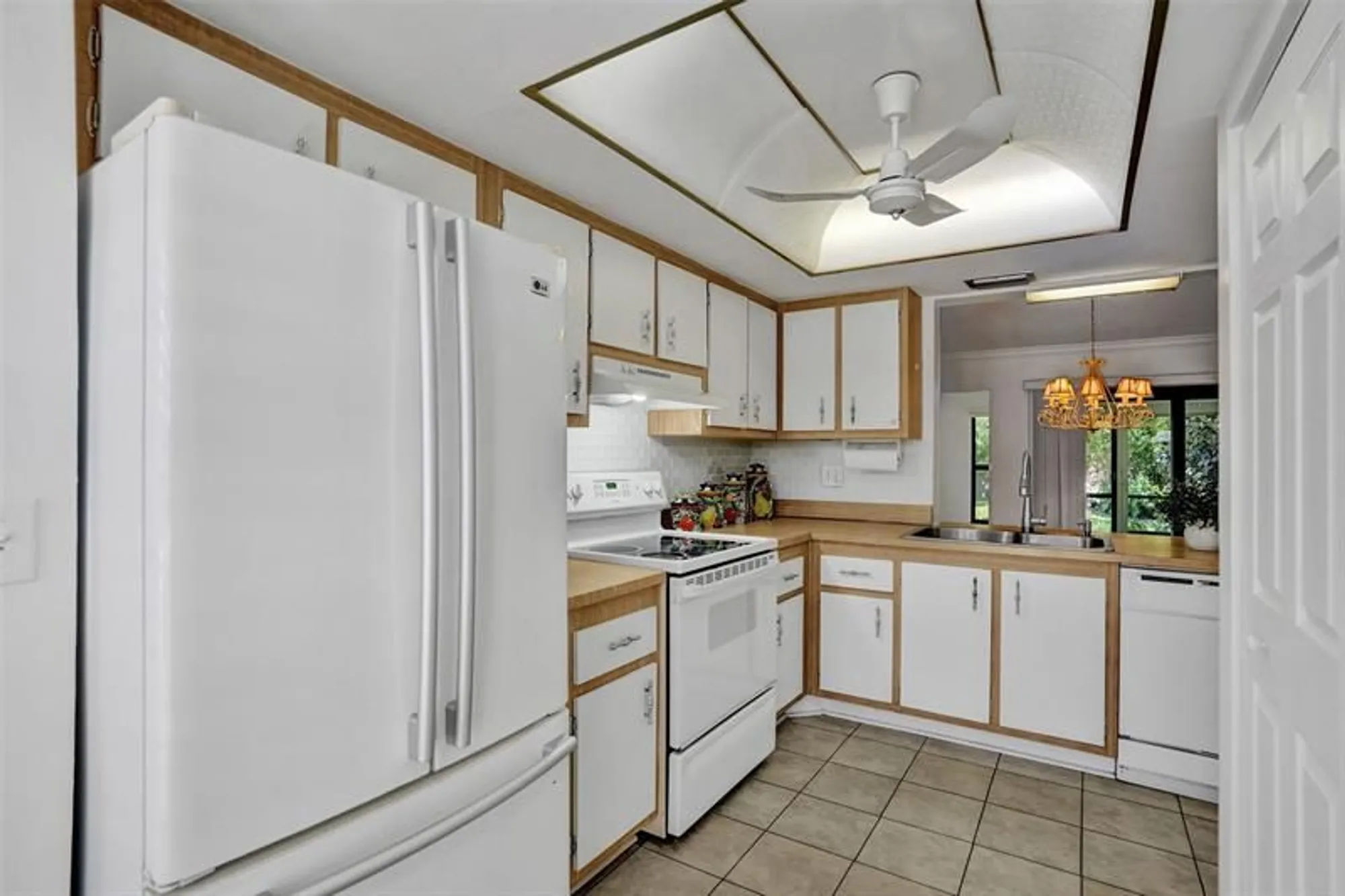 Property Slideshow image 3 of 85 | 2261 sw 15th pl, Deerfield Beach, FL, 33442