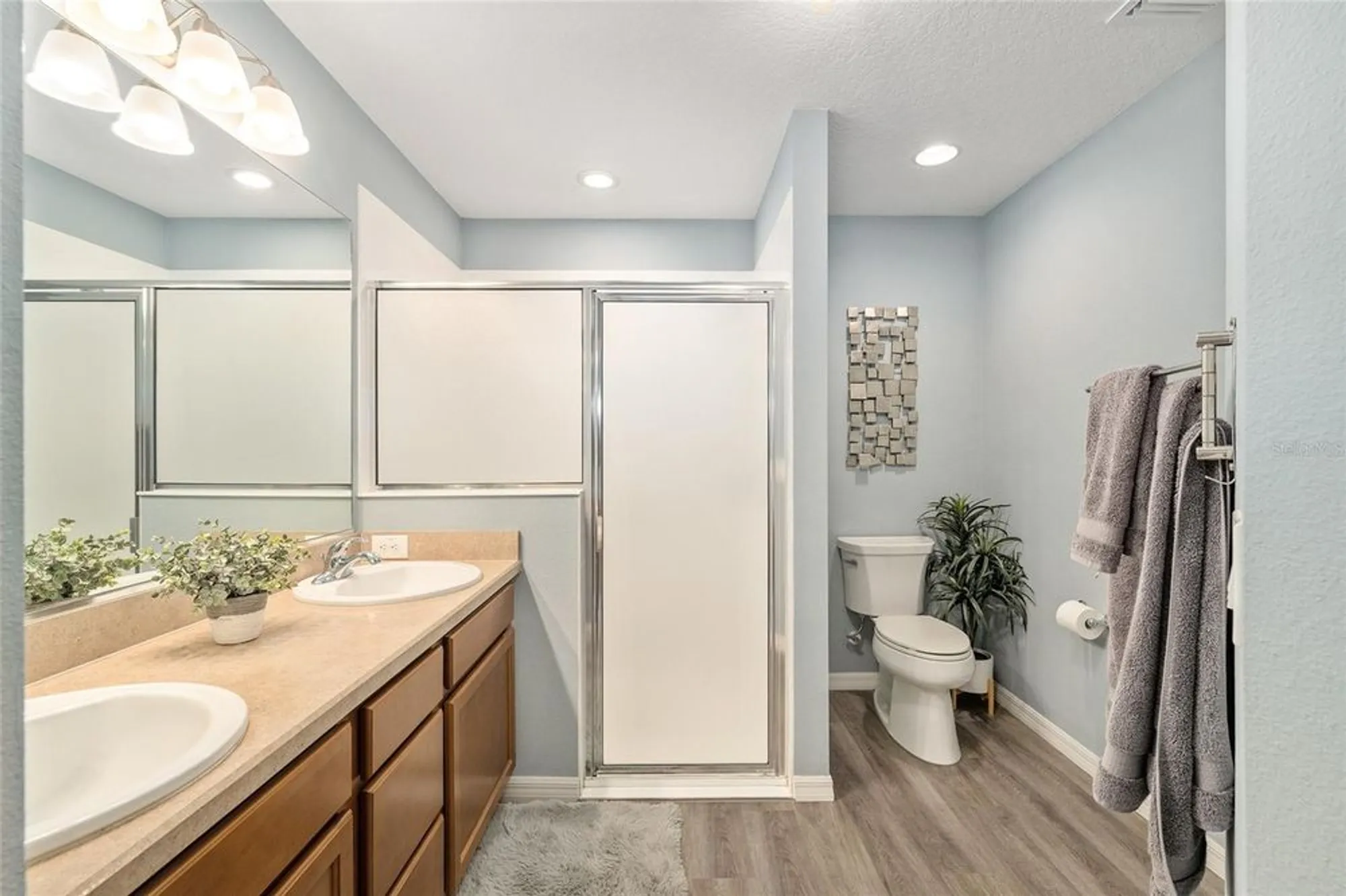 Property Slideshow image 21 of 39 | 2498 yalaha ave, The Villages, FL, 32162