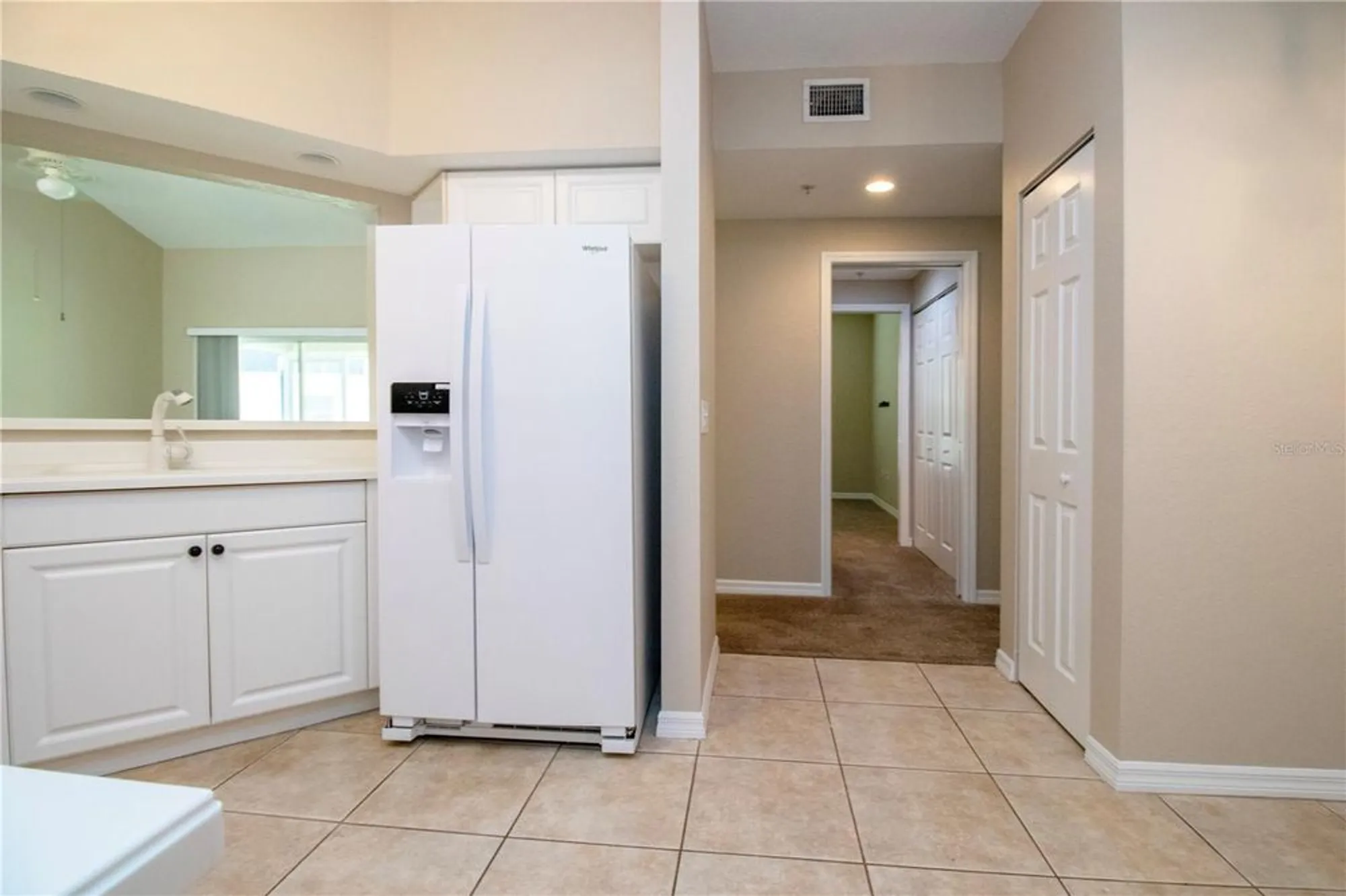 Property Slideshow image 17 of 37 | 7139 cedar hollow cir # 101, Bradenton, FL, 34203