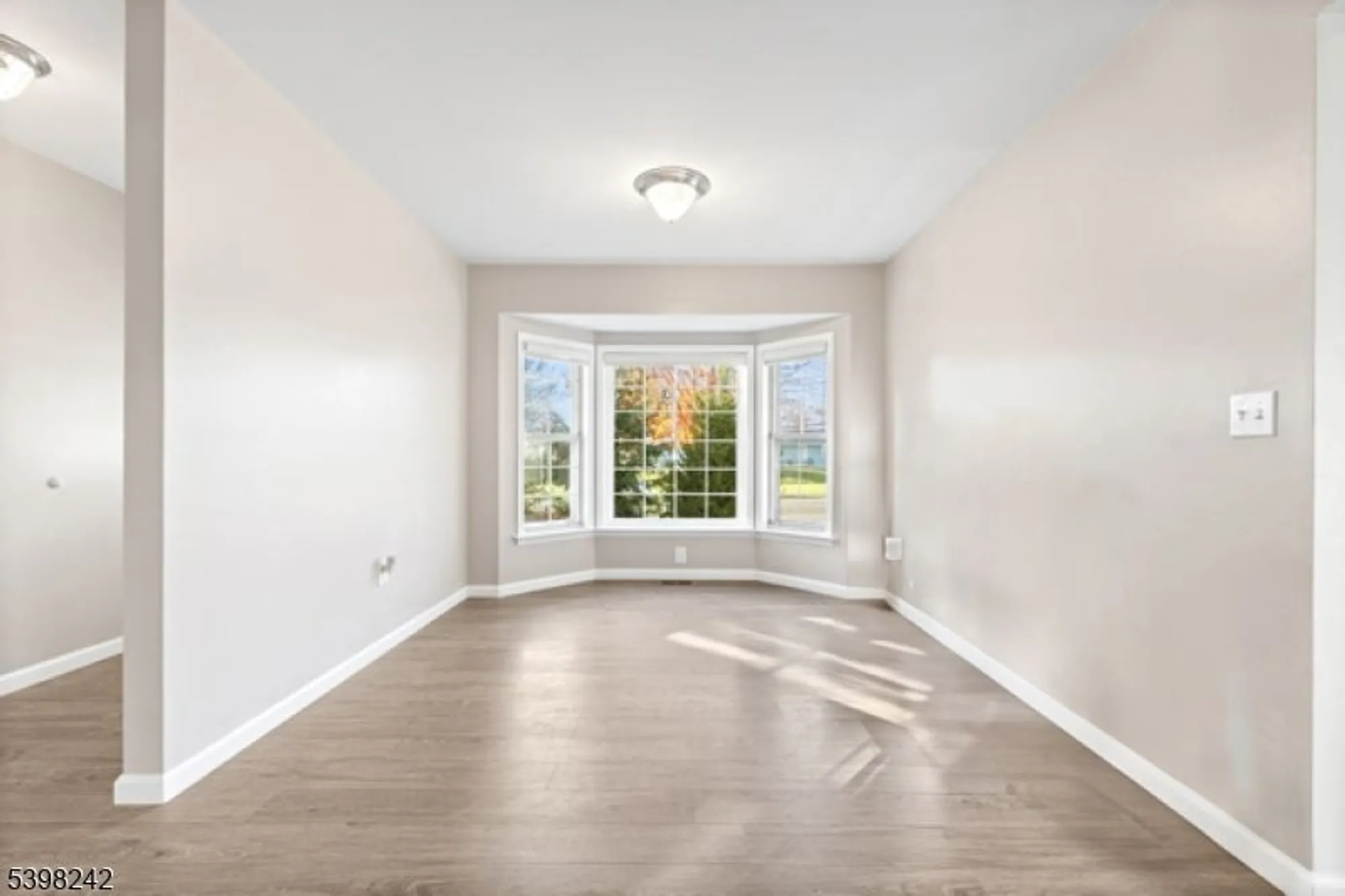 Property Slideshow image 6 of 32 | 18 benjamin franklin dr, Monroe Twp., NJ, 08831