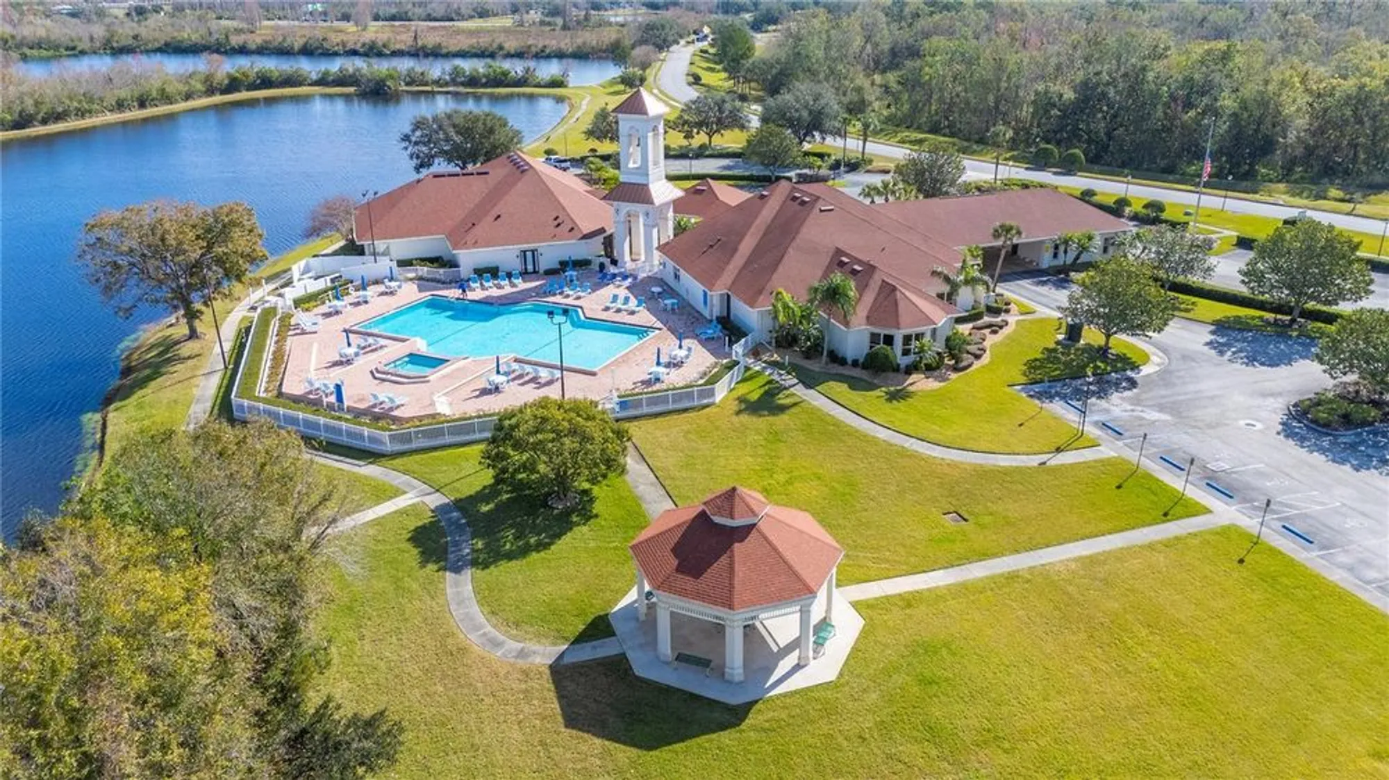 Property Slideshow image 39 of 41 | 4015 windchime ln, Lakeland, FL, 33811