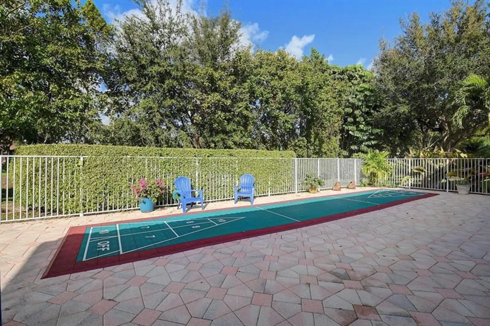 Property Slideshow image 58 of 62 | 5891 royal isles blvd, Boynton Beach, FL, 33437