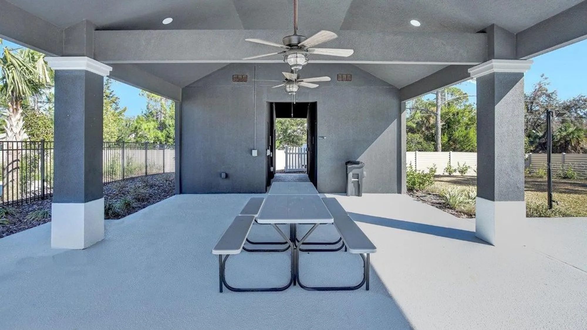 Property Slideshow image 30 of 43 | 73 green cir, Palm Coast, FL, 32164