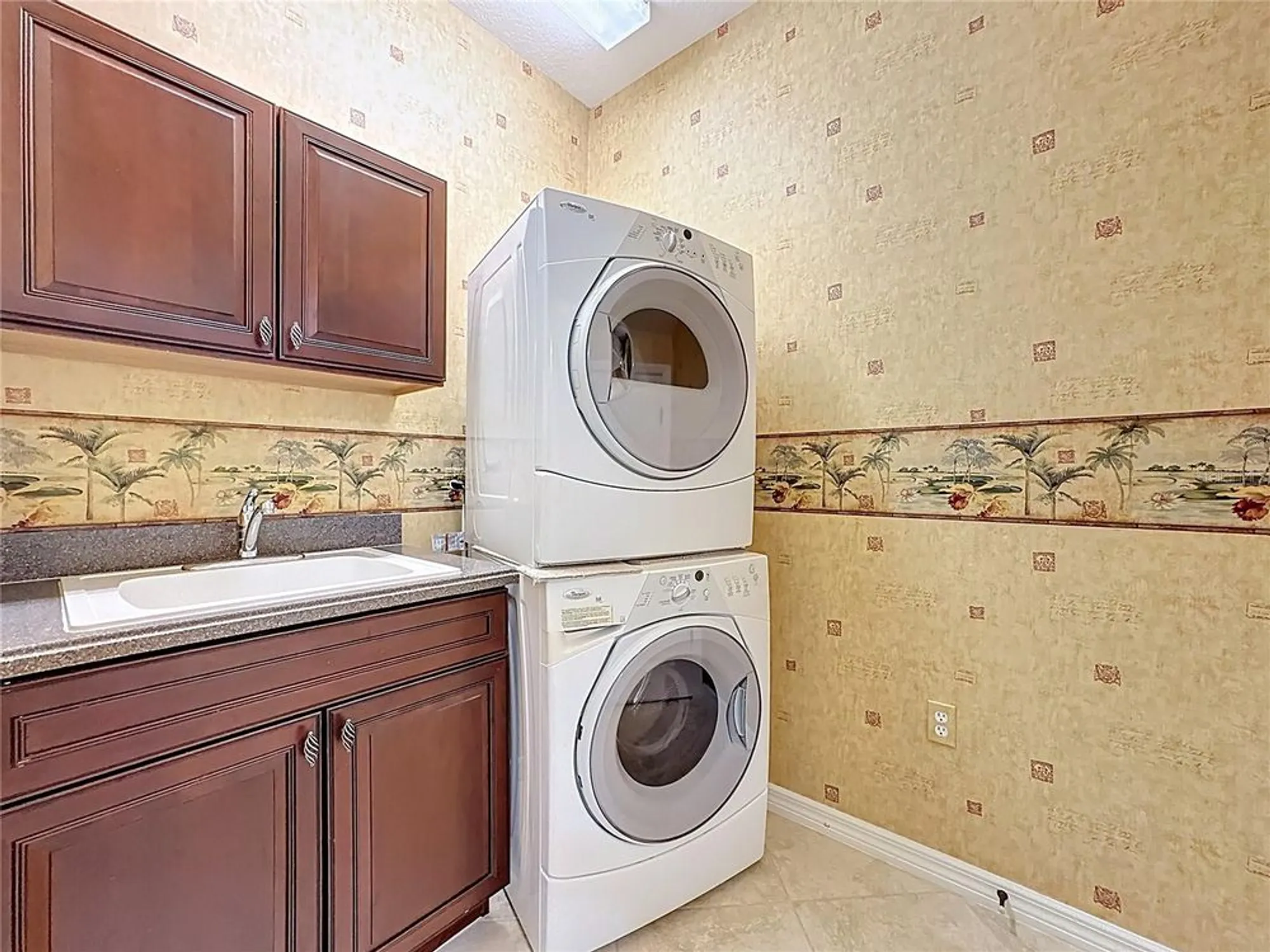 Property Slideshow image 36 of 64 | 2340 palm tree dr, Kissimmee, FL, 34759