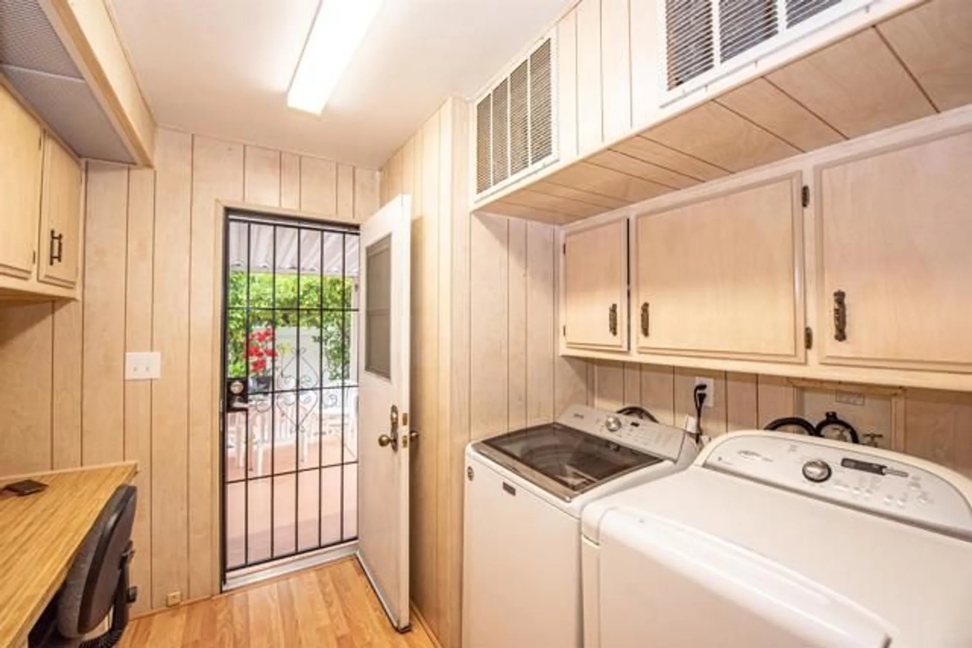 Property Slideshow image 28 of 67 | 38210 via taffia, Murrieta, CA, 92563