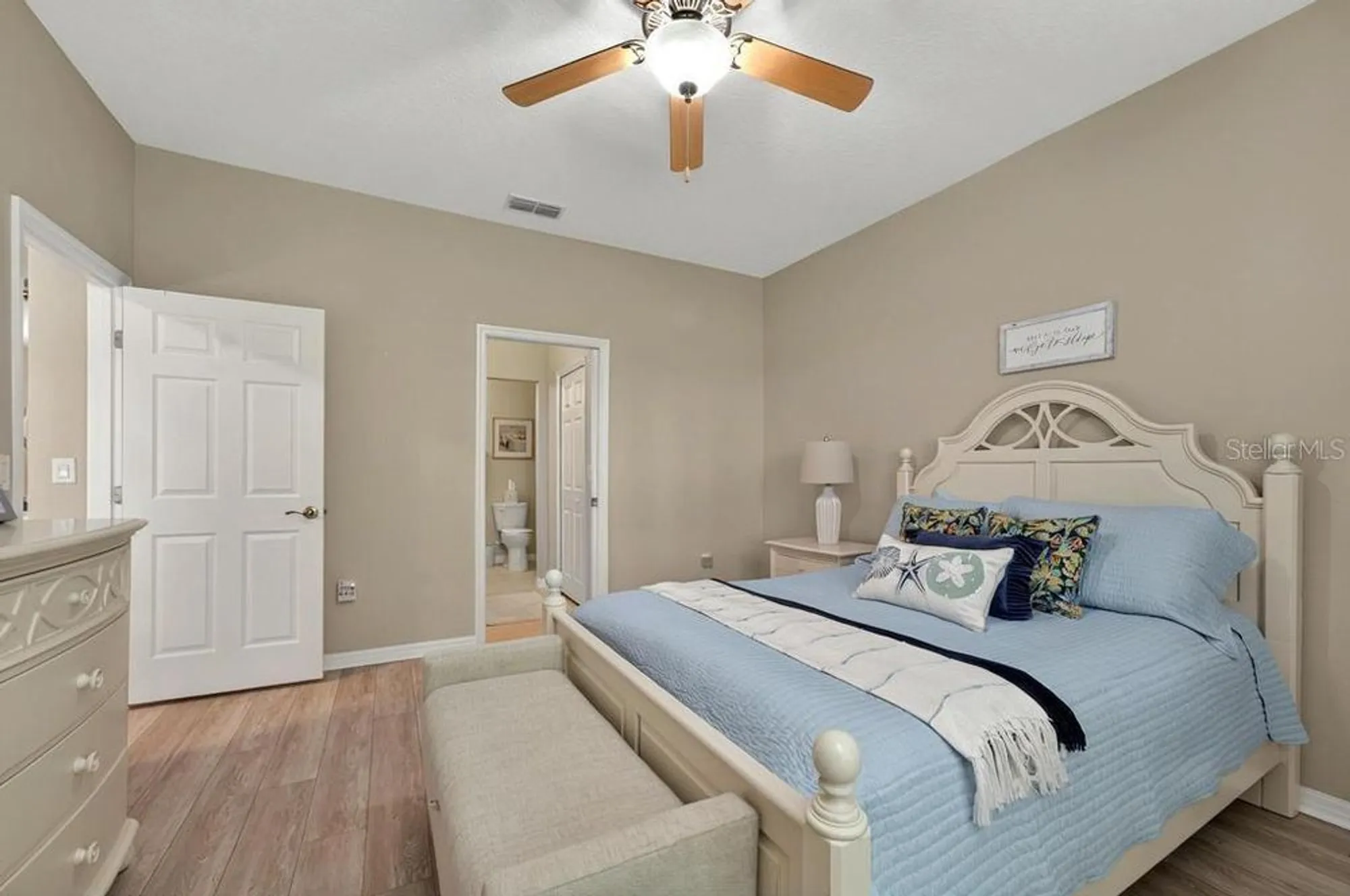 Property Slideshow image 29 of 38 | 27121 white plains way, Leesburg, FL, 34748