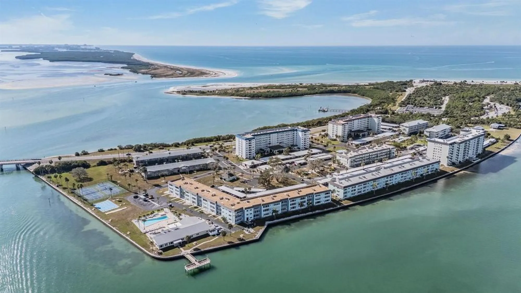 Property Slideshow image 48 of 64 | 7 elgin pl apt 202, Dunedin, FL, 34698