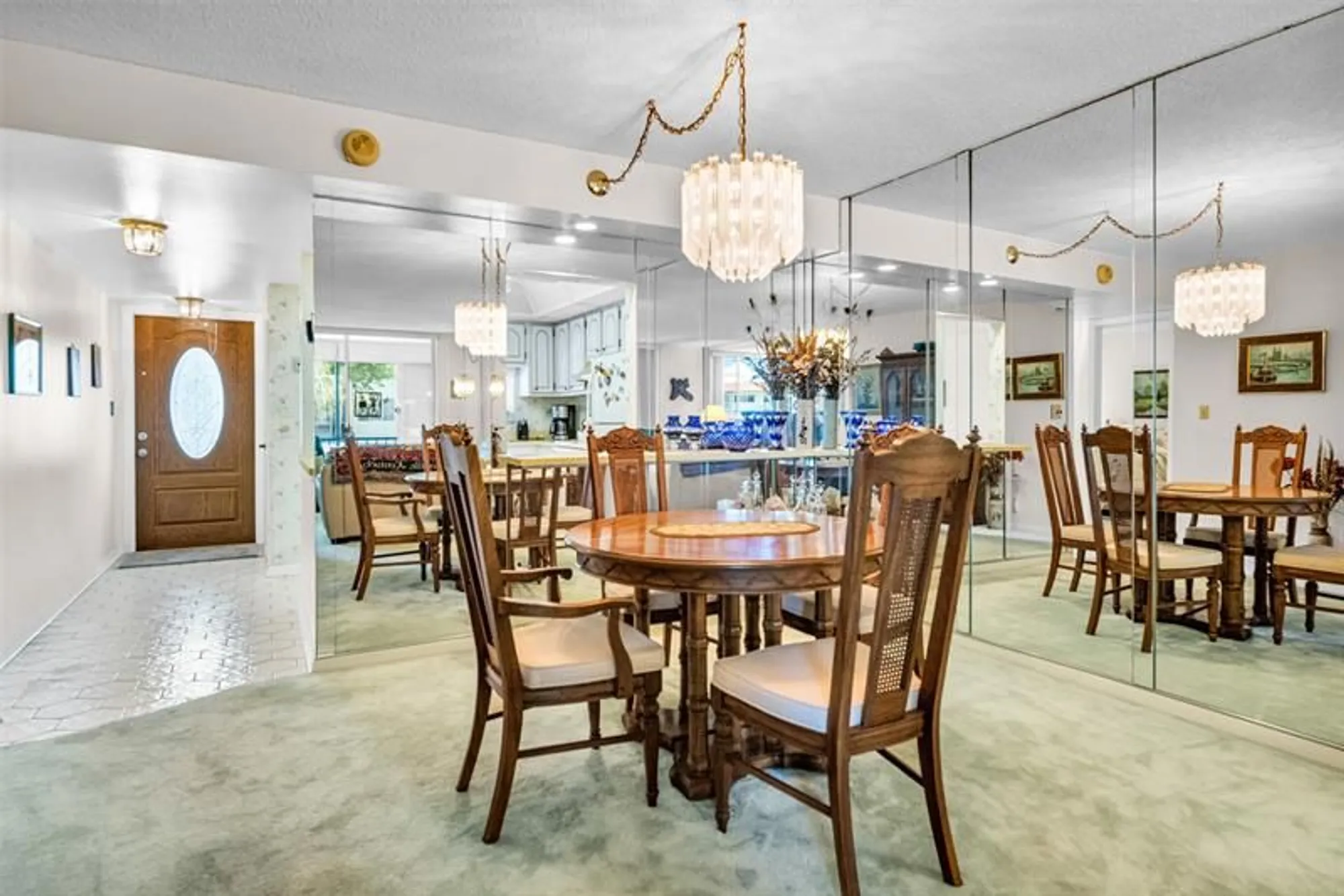 Property Slideshow image 22 of 51 | 9511 n hollybrook lake dr 207, Pembroke Pines, FL, 33025