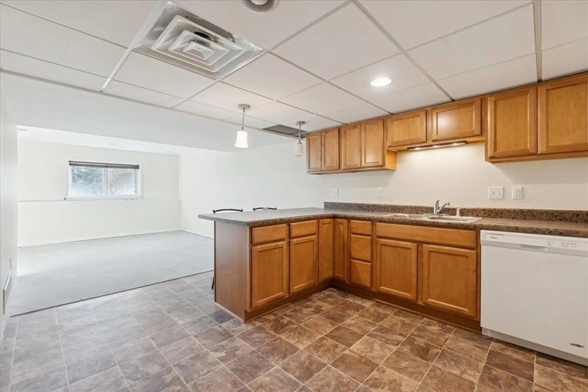 Property Slideshow image 37 of 67 | 9525 pine valley dr, Grand Blanc, MI, 48439