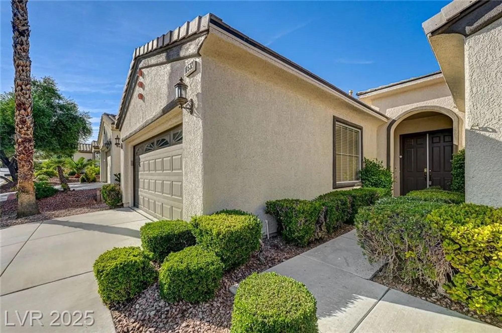 Property Slideshow image 5 of 65 | 10532 riva grande ct, Las Vegas, NV, 89135