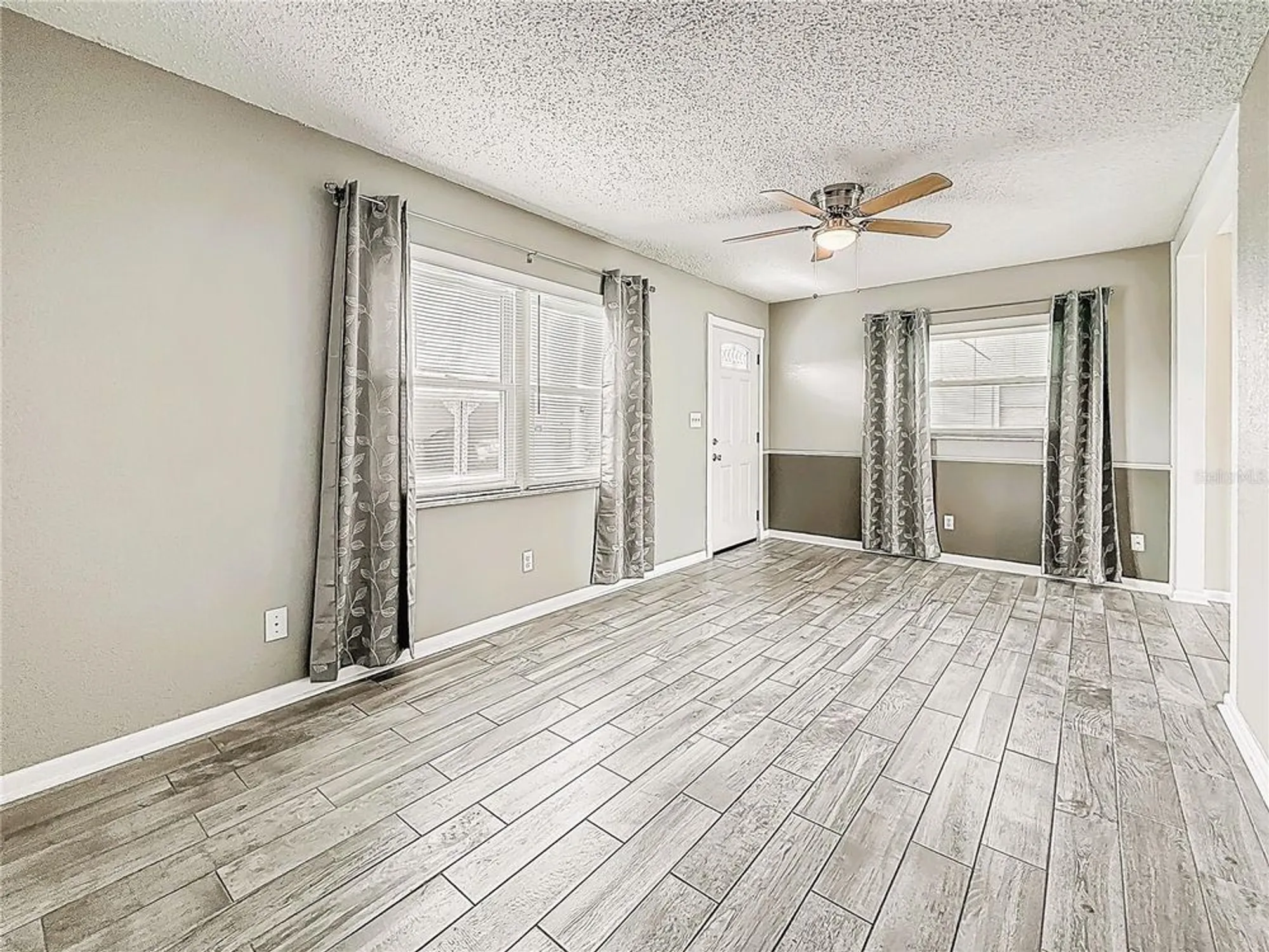 Property Slideshow image 9 of 40 | 12400 park blvd apt 121, Seminole, FL, 33772